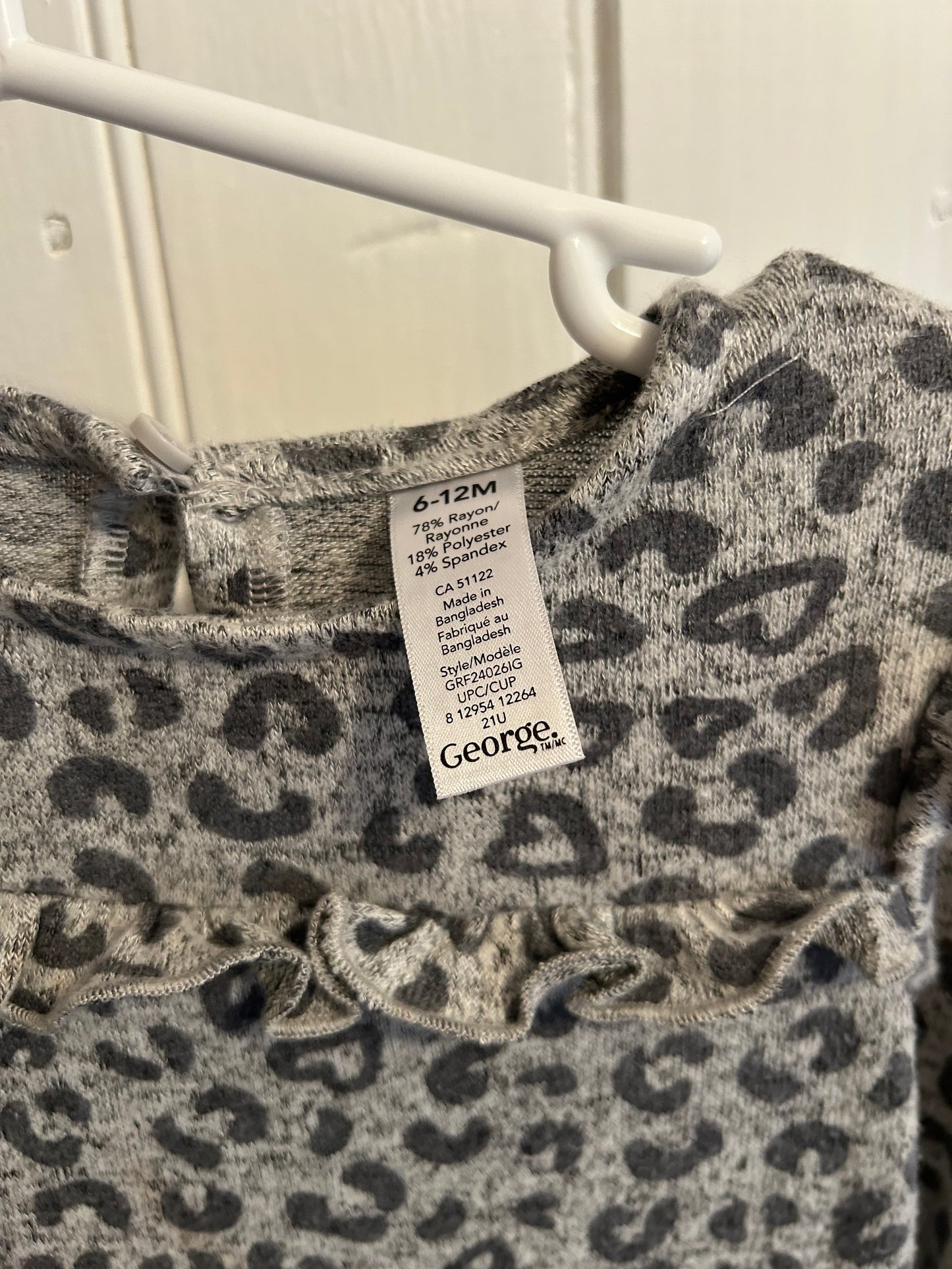 George 6/12m grey cheetah romper