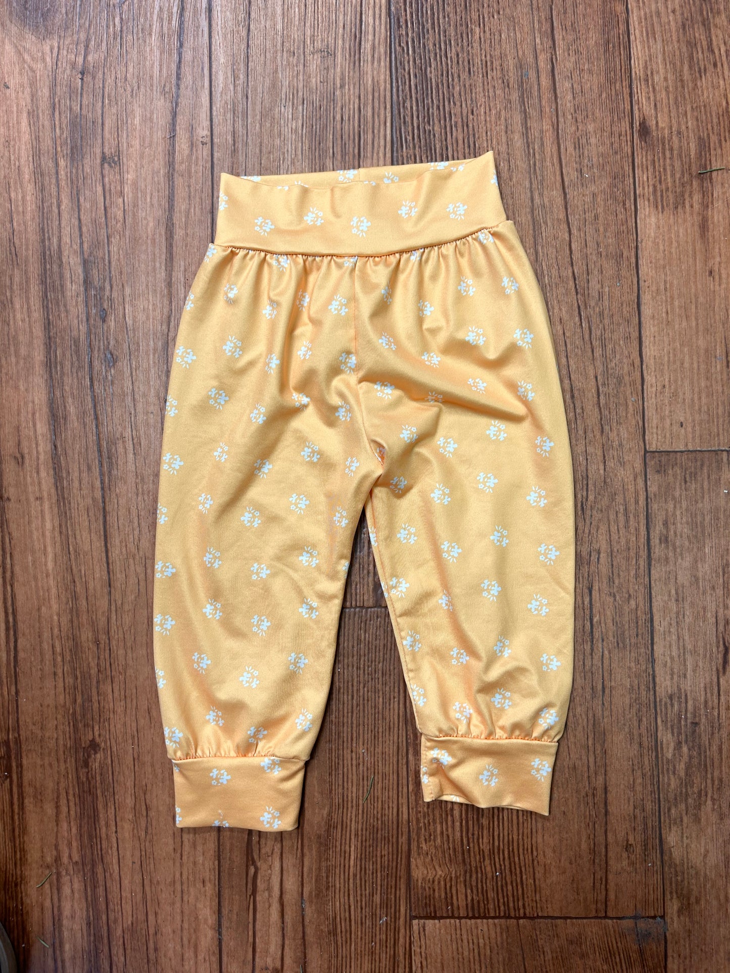 Small shop 9/12m yellow floral pants