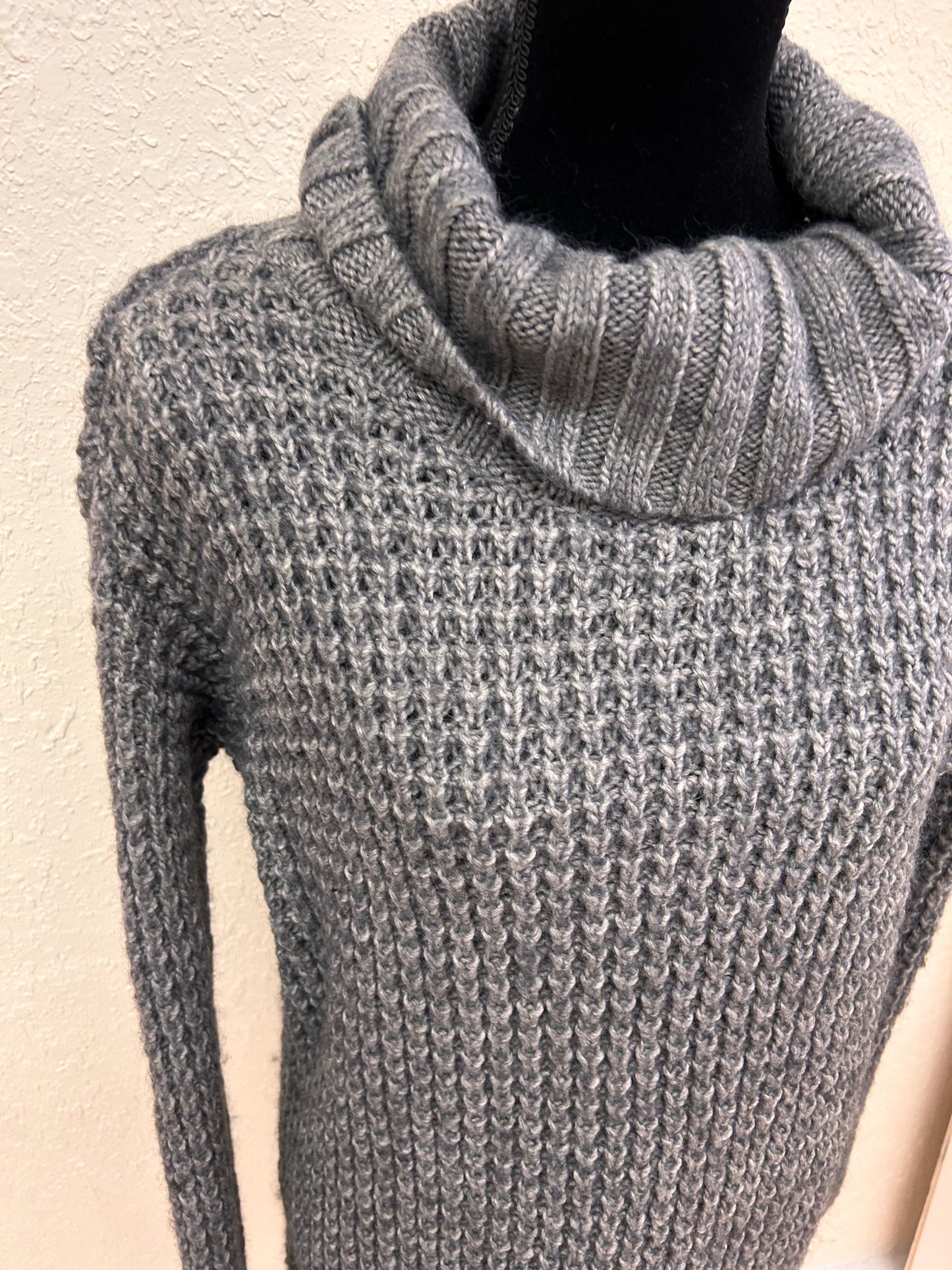 Guess large grey knit turtleneck tunic sweater