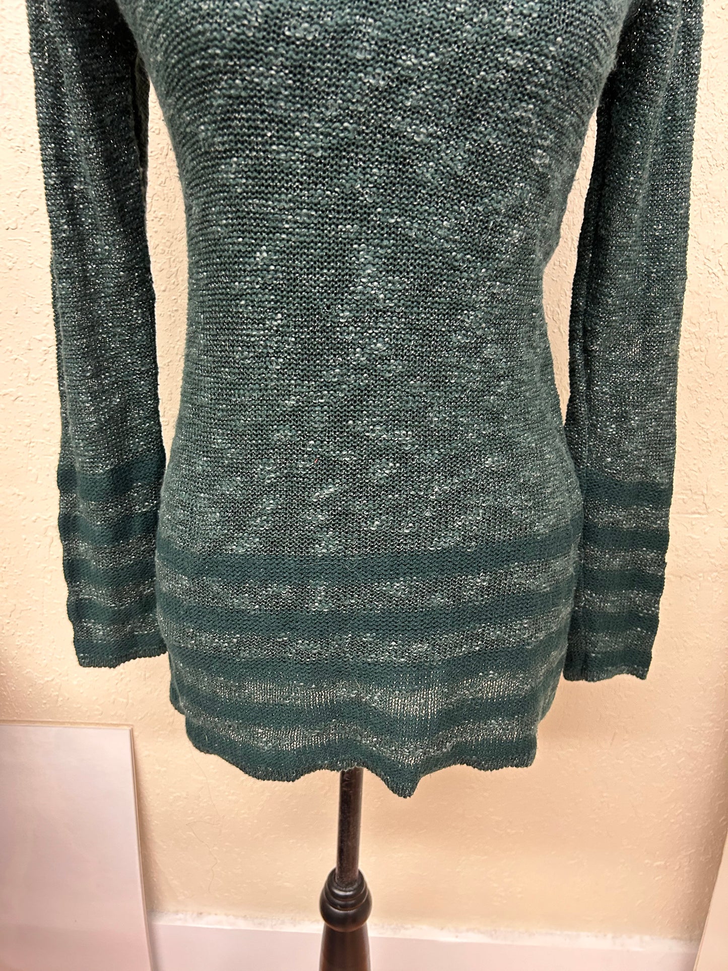 Firefly small green vneck hooded lightweight sweater