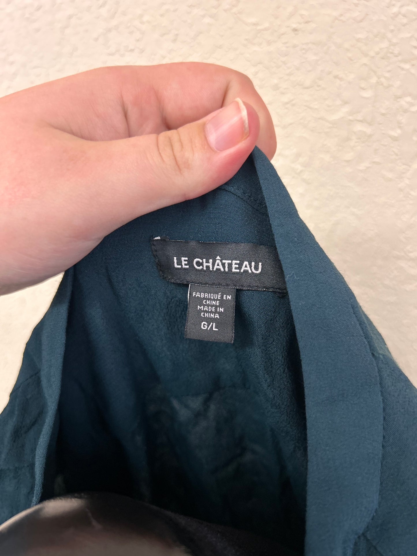 Le château large teal vneck long sleeve blouse