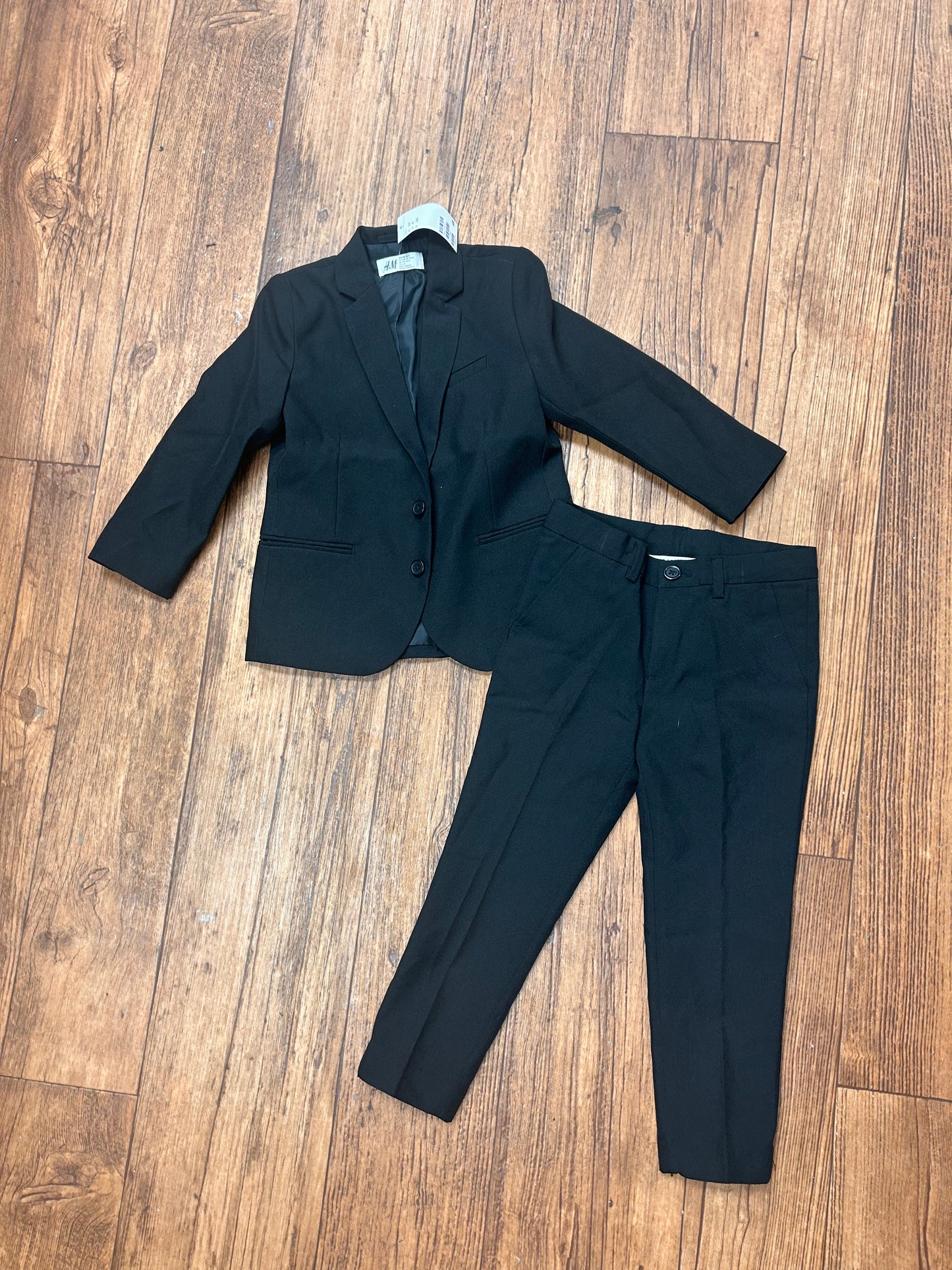 NEW H&M 3/4 Black Formal Suit