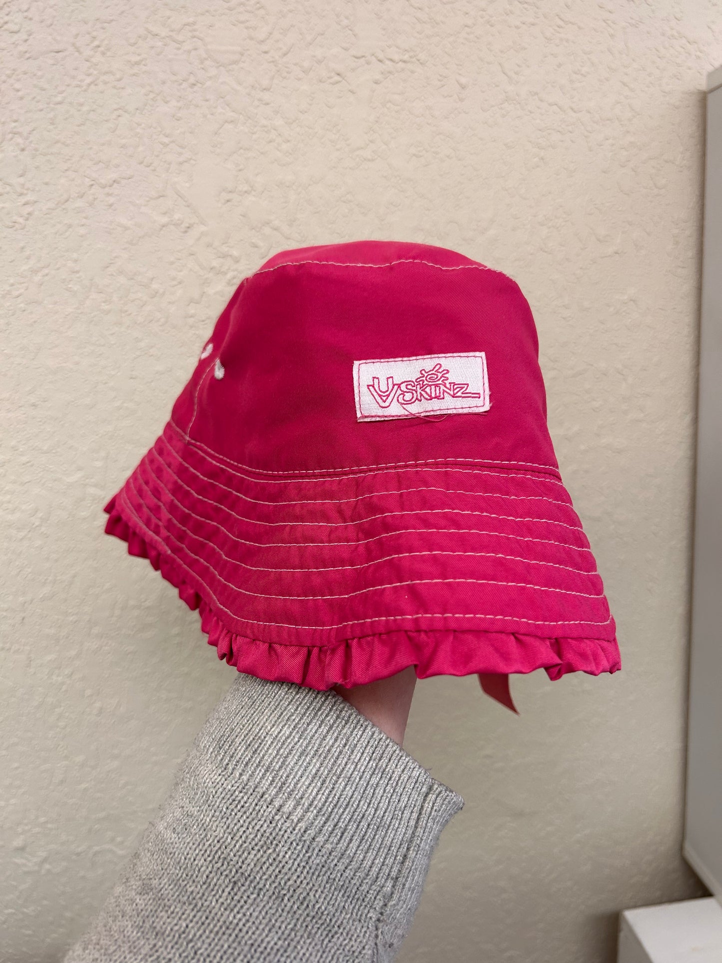 UV Skinz 2t pink bucket hat