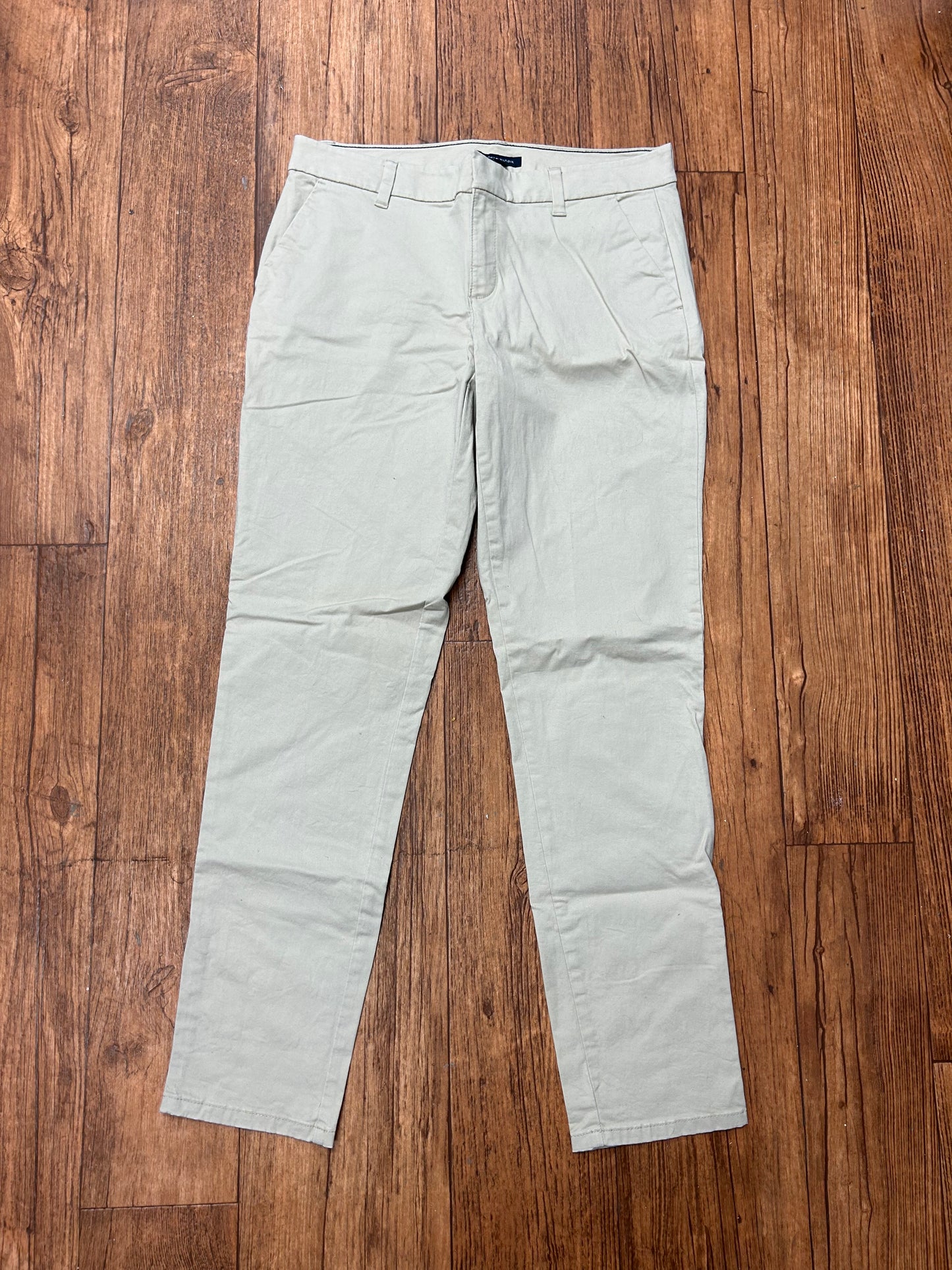 Tommy Hilfiger size 6 tan skinny jeans