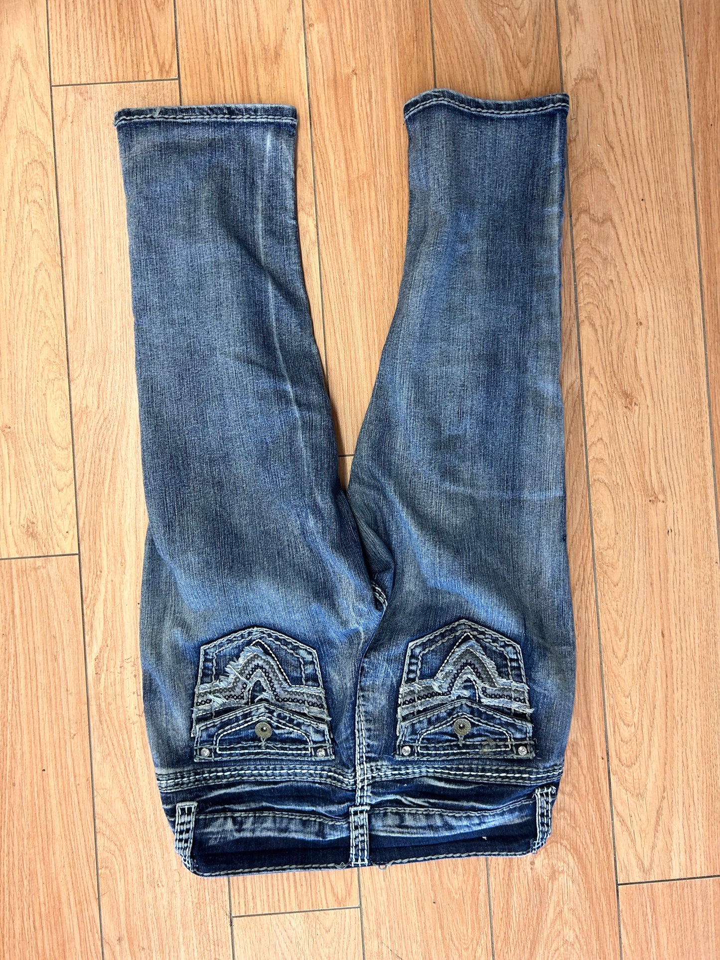 Suko 4 medium wash denim capris