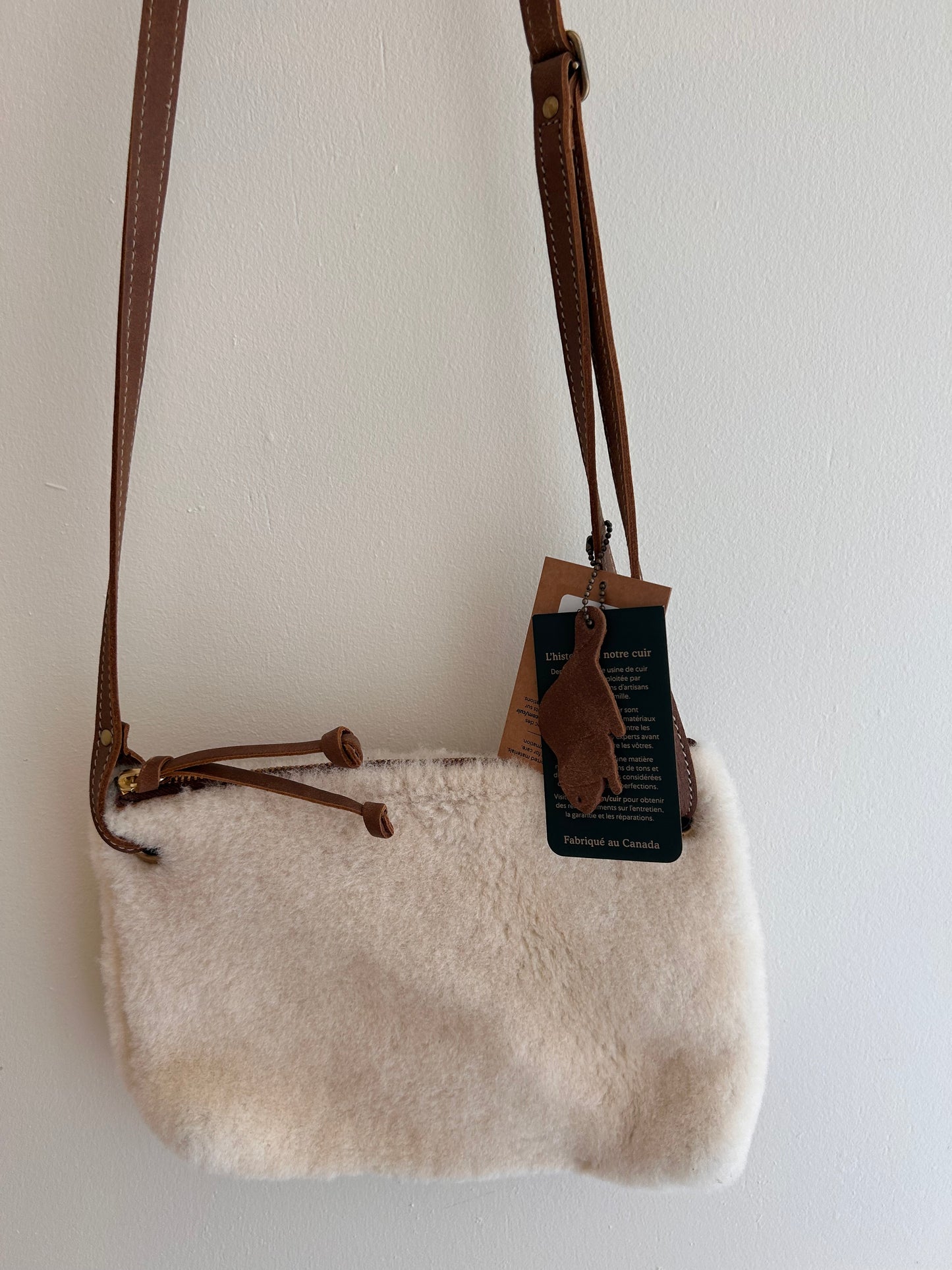 NEW roots Sherpa leather crossbody purse