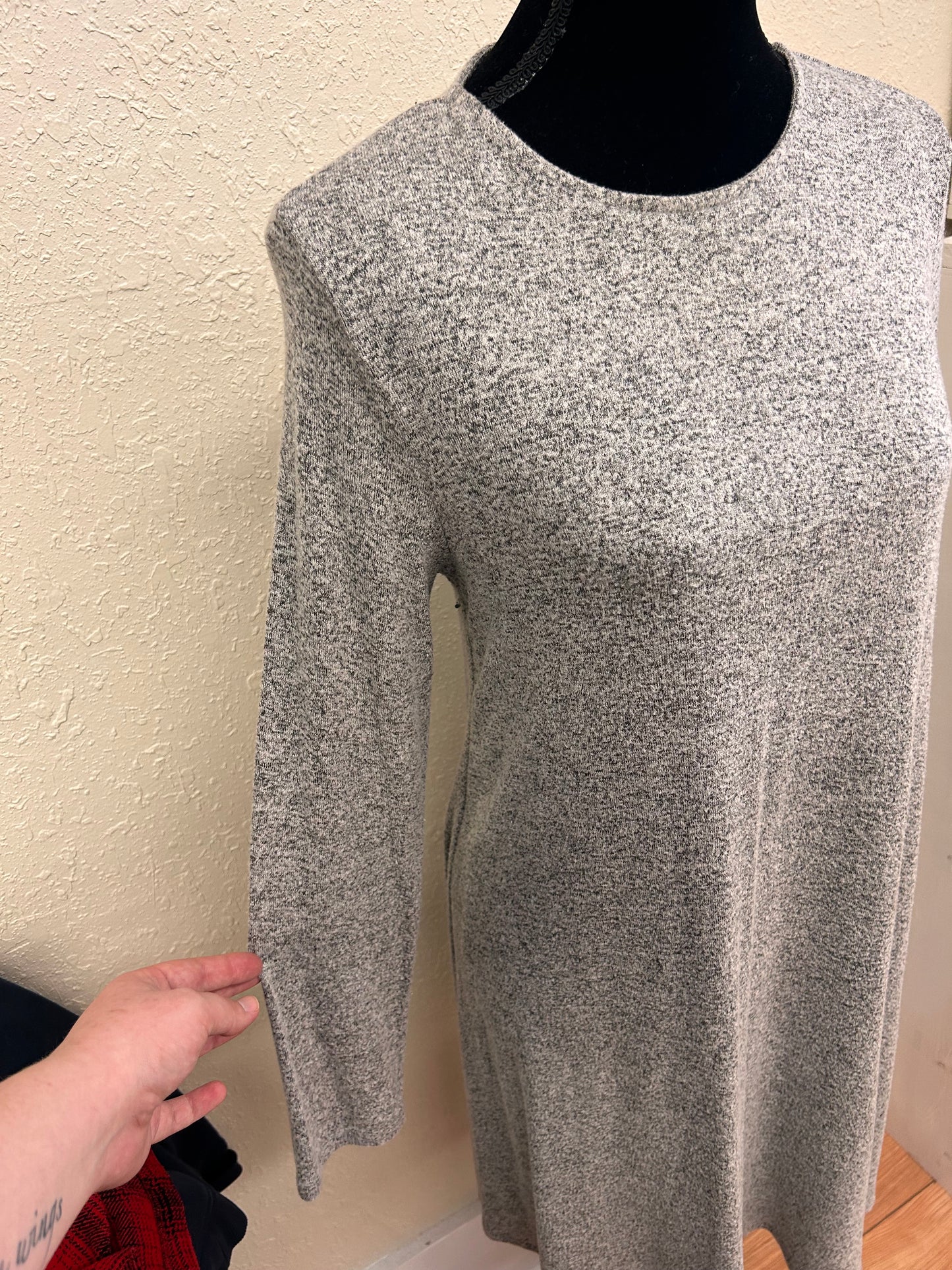 Old navy medium grey long sleeve dress