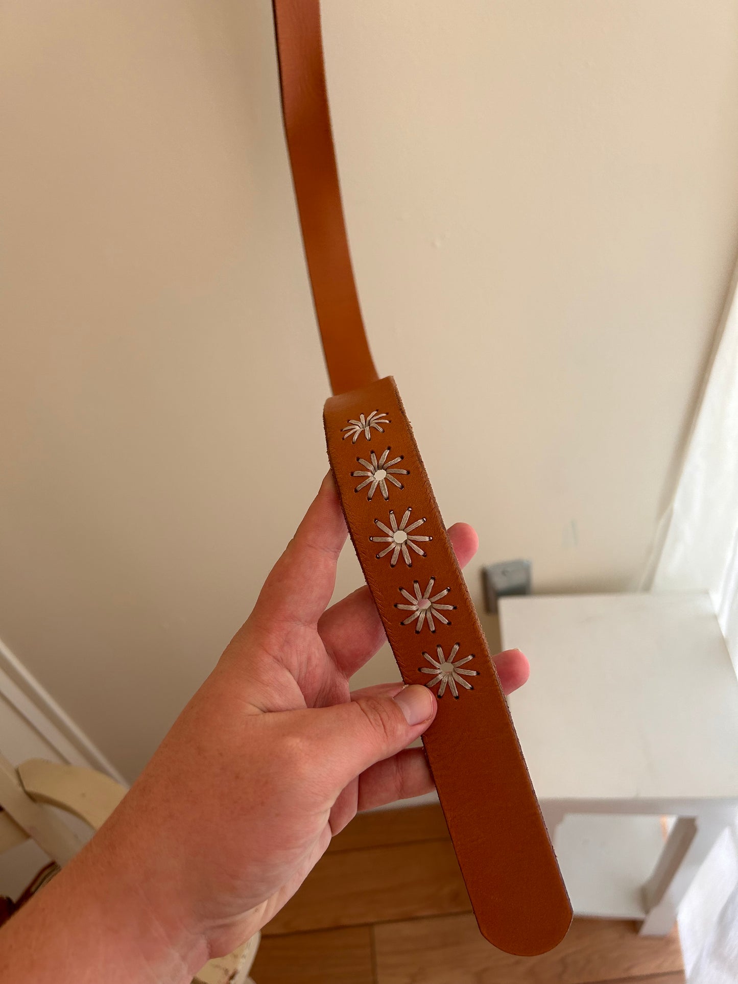 American eagle l/xl brown flower belt