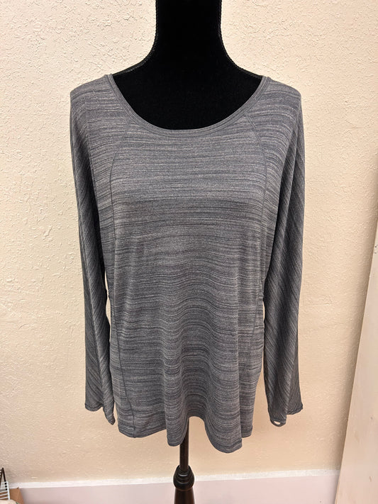 Lululemon 10 grey long sleeve shirt