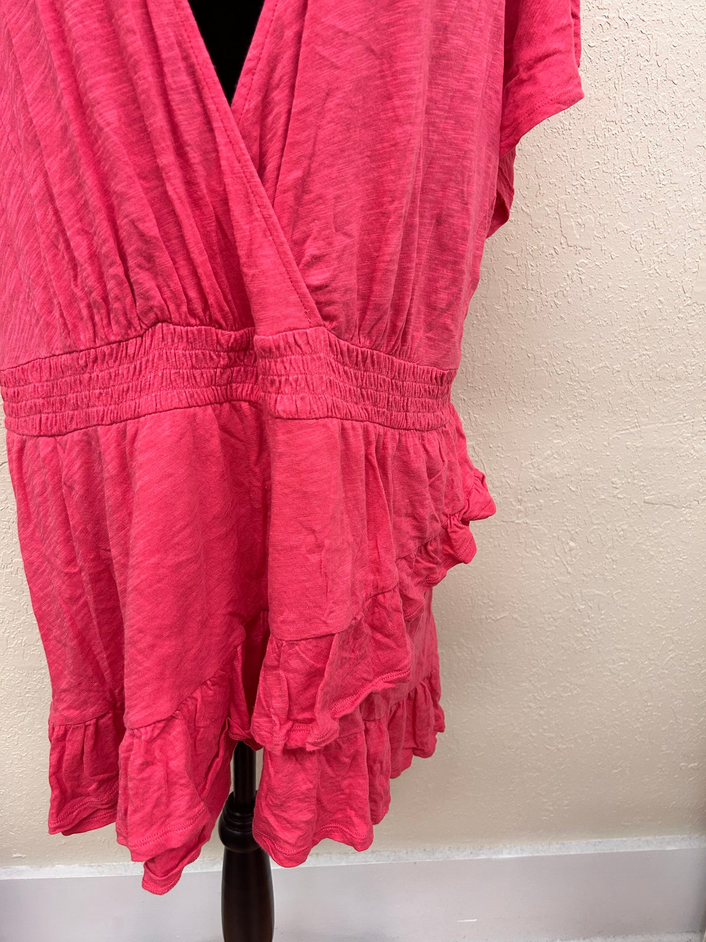 Torrid 3x pink vneck ruffle tunic