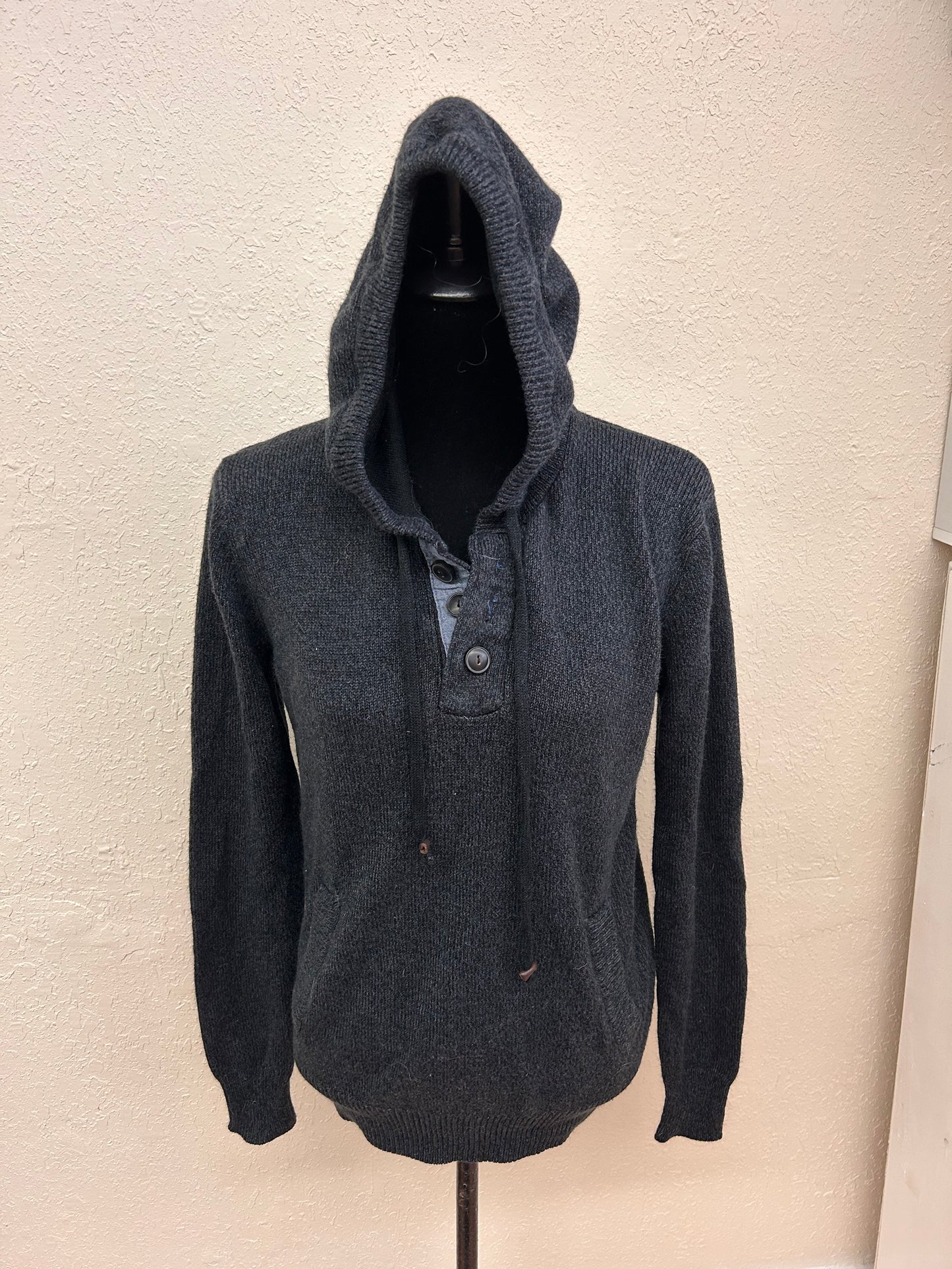 Amnesia small grey knit hoodie