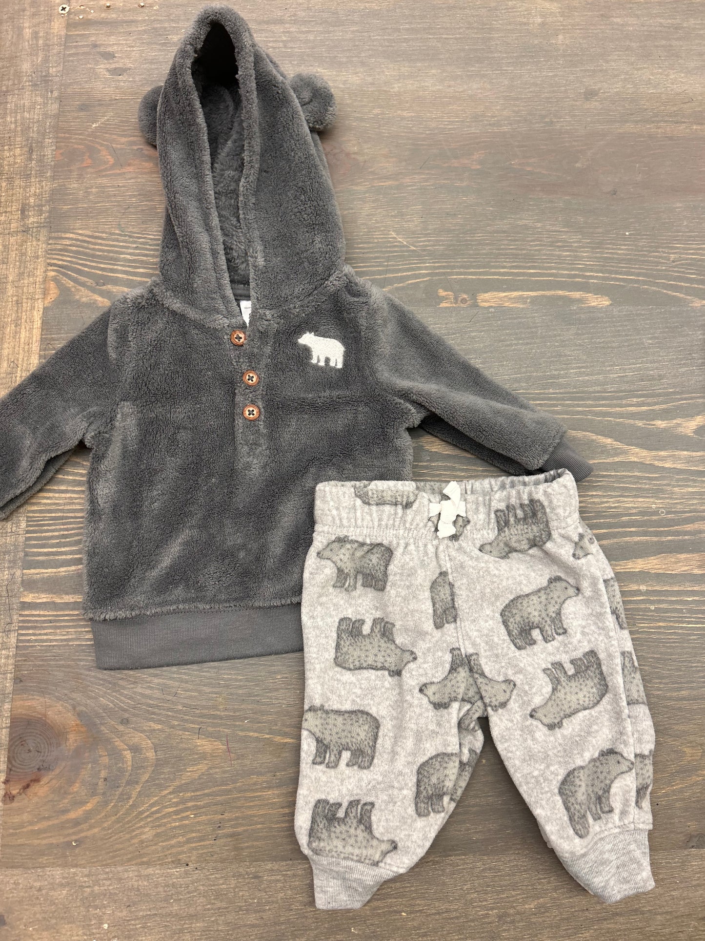 Carters 0/3m grey bear sweater set