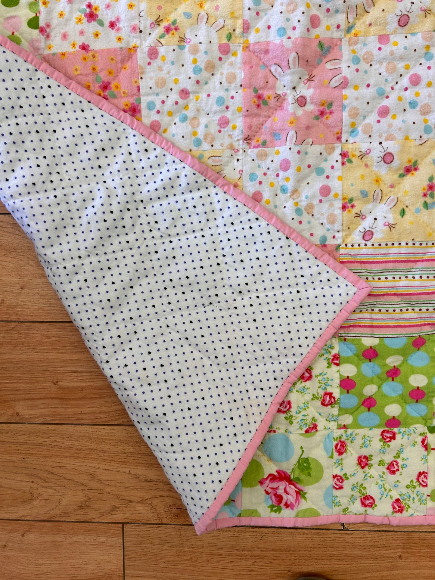 Floral patchwork crib quilt