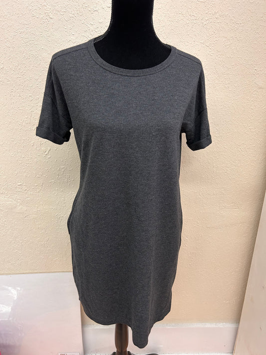 Denver Hayes small grey tshirt dress