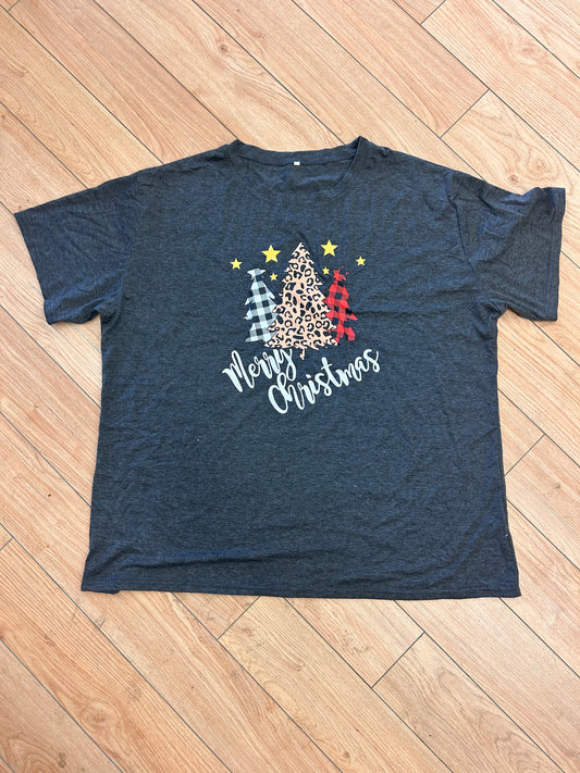 Small shop 3x Christmas tree tshirt