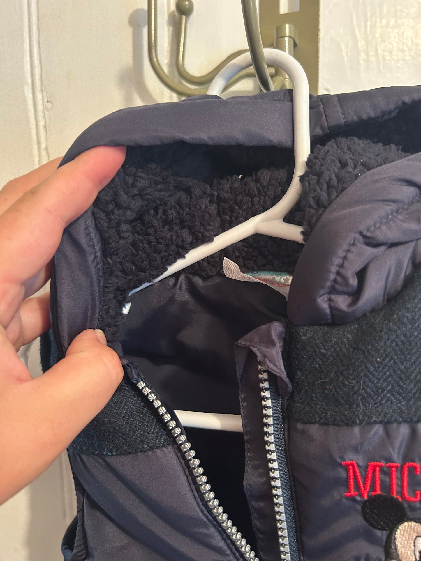 Disney 12/18m navy Mickey puffer vest
