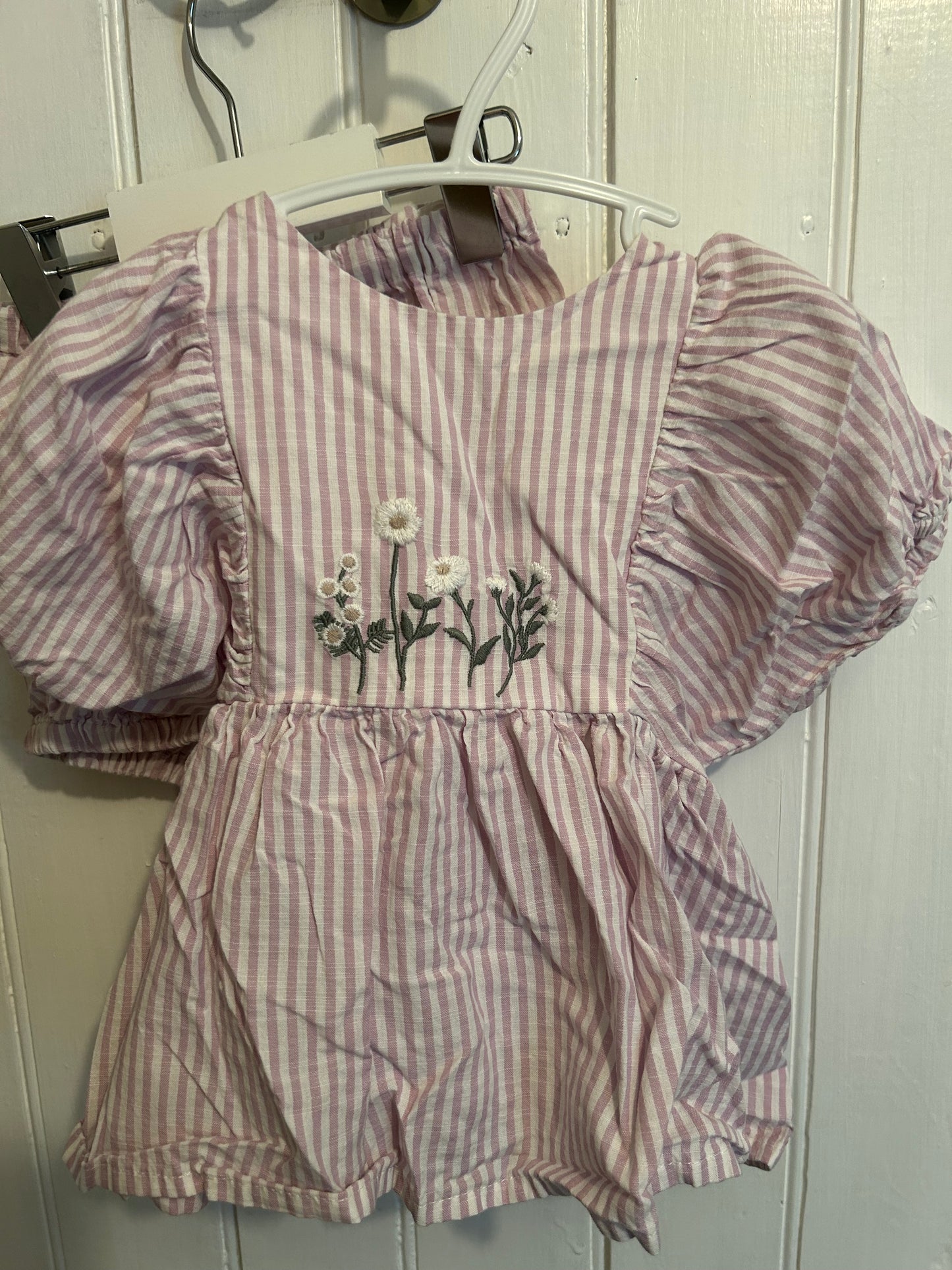H&M 9/12m purple stripe floral set