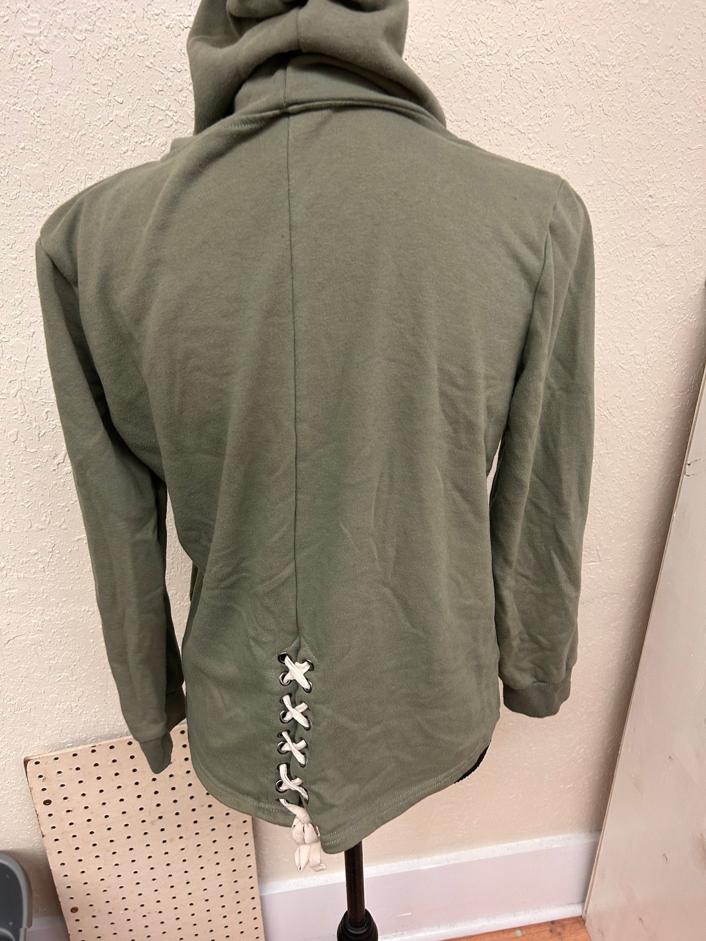 Cable & gauge medium green lace up back hoodie