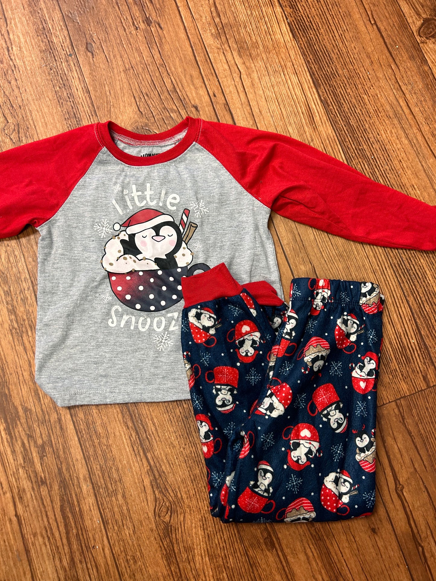 Monkey bars 4 winter penguin sleep set