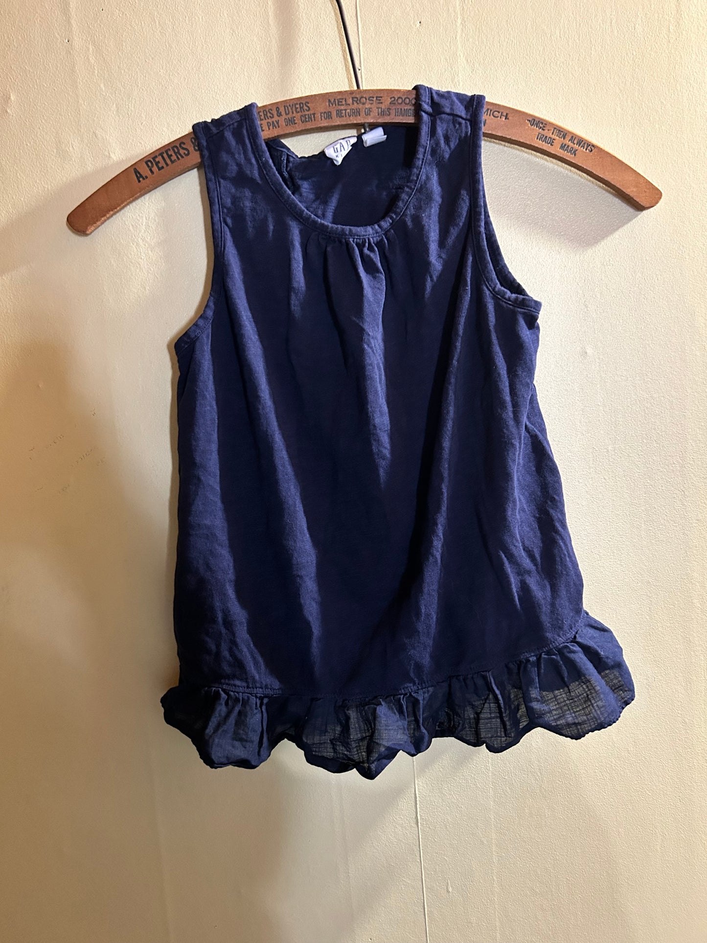 Gap girls medium navy blue ruffle tank