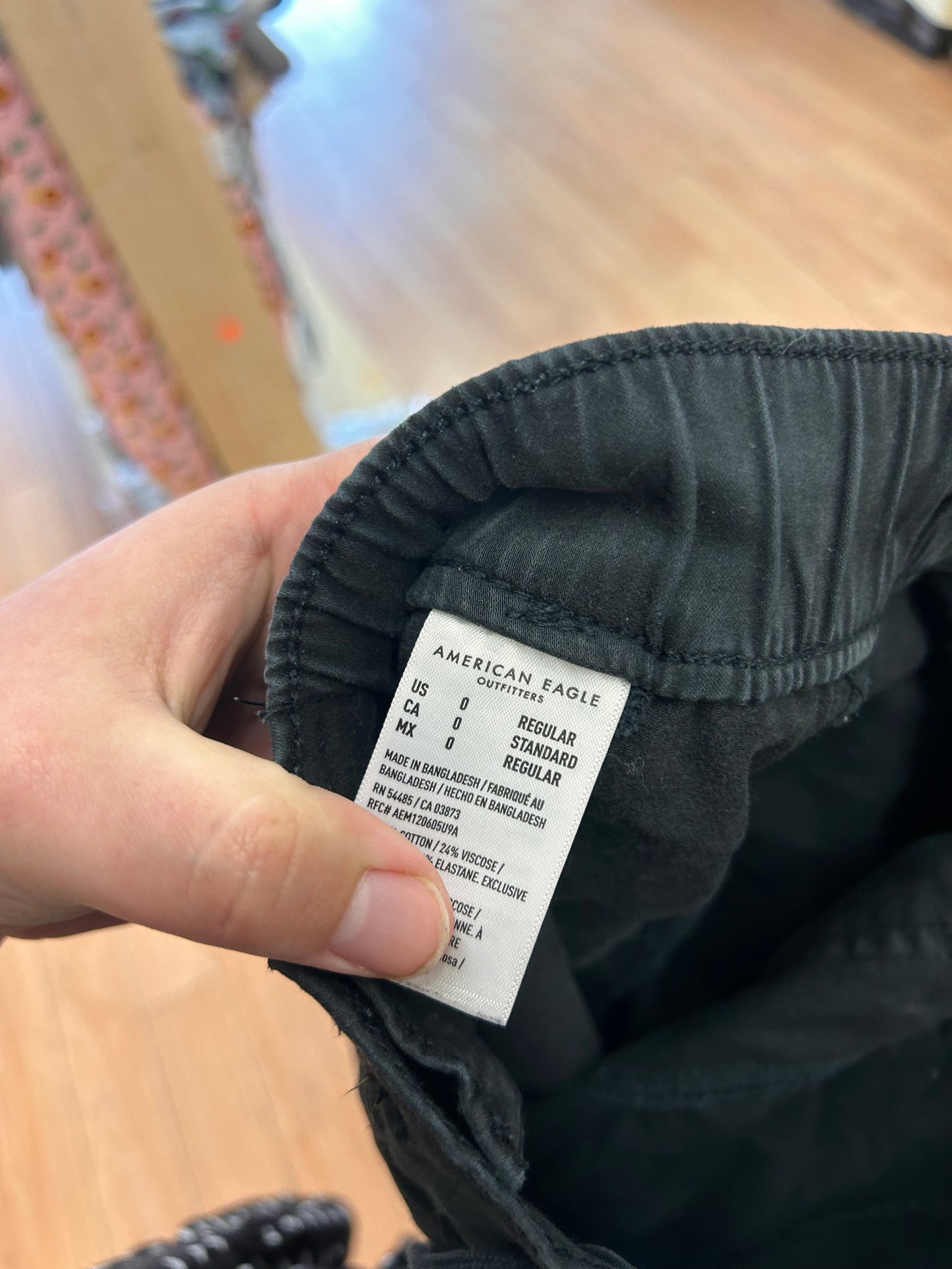 American eagle 0 black denim cargo pants