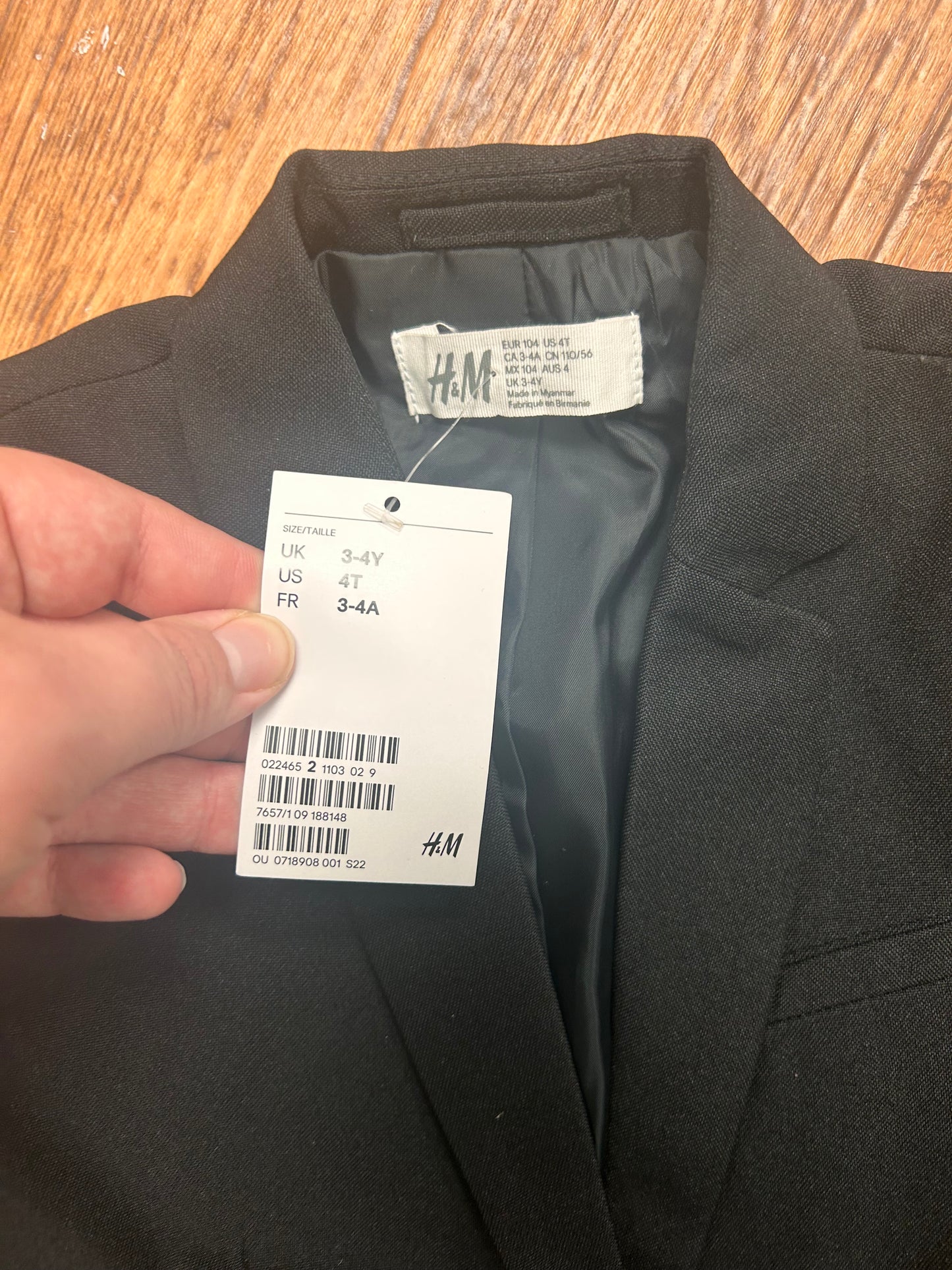 NEW H&M 3/4 Black Formal Suit