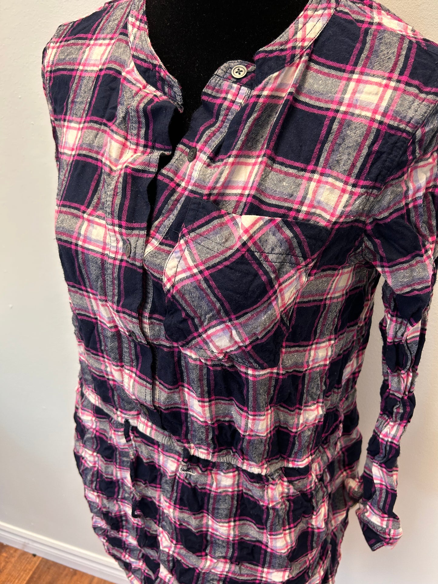 Gap medium pink flannel tunic