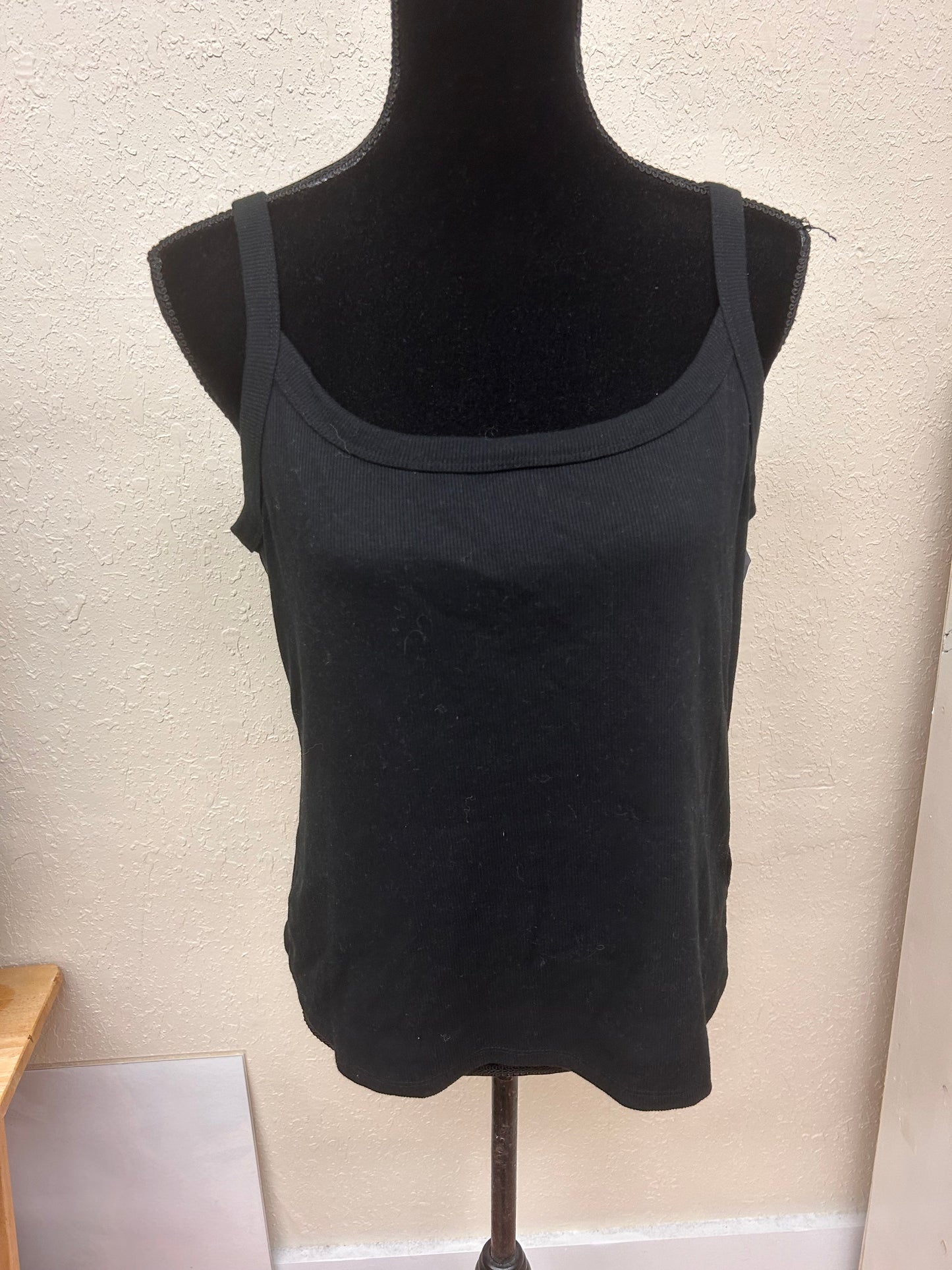 NEW old navy xl black ribbed tank top