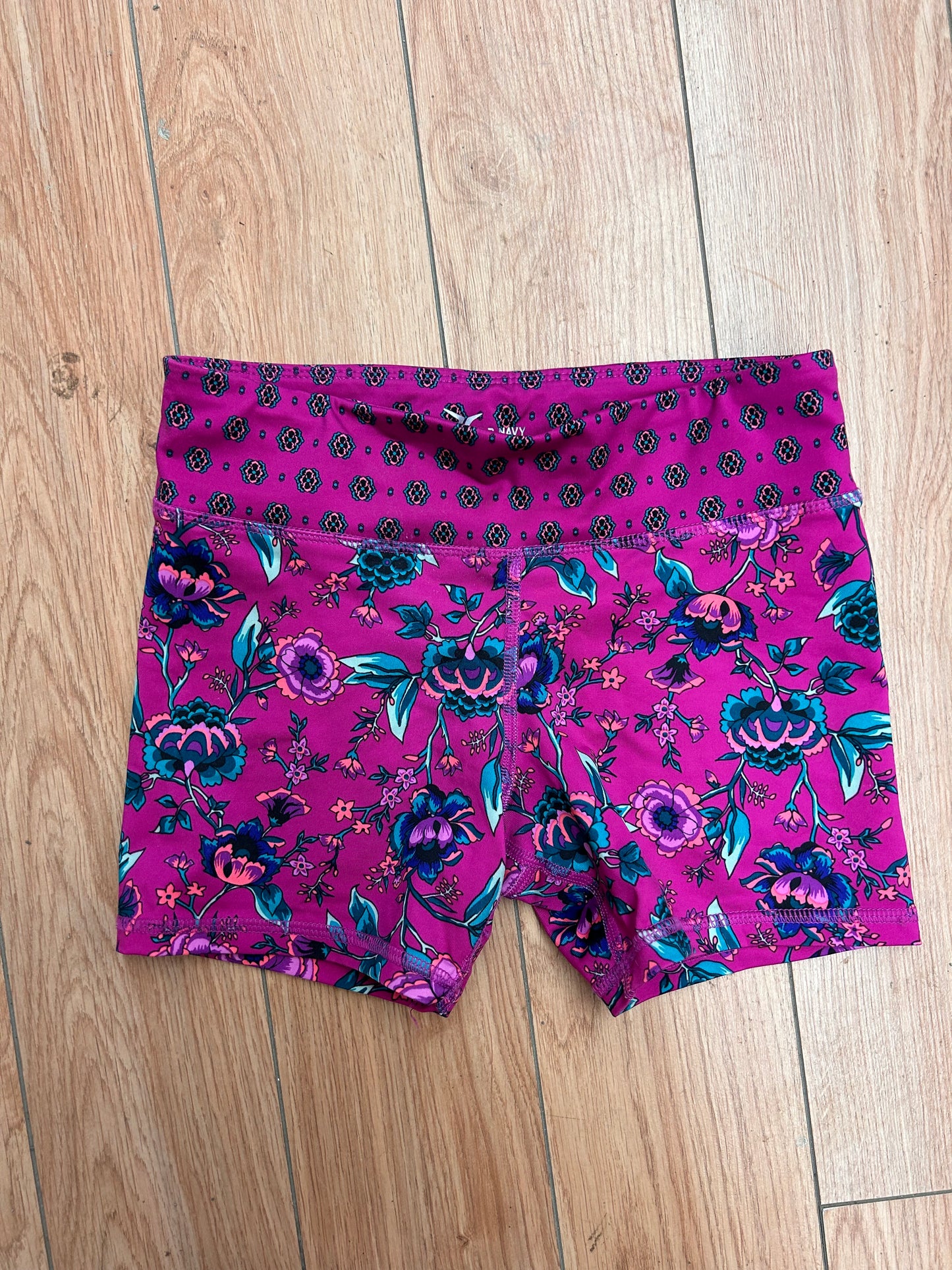 Old navy active large pink floral spandex shorts