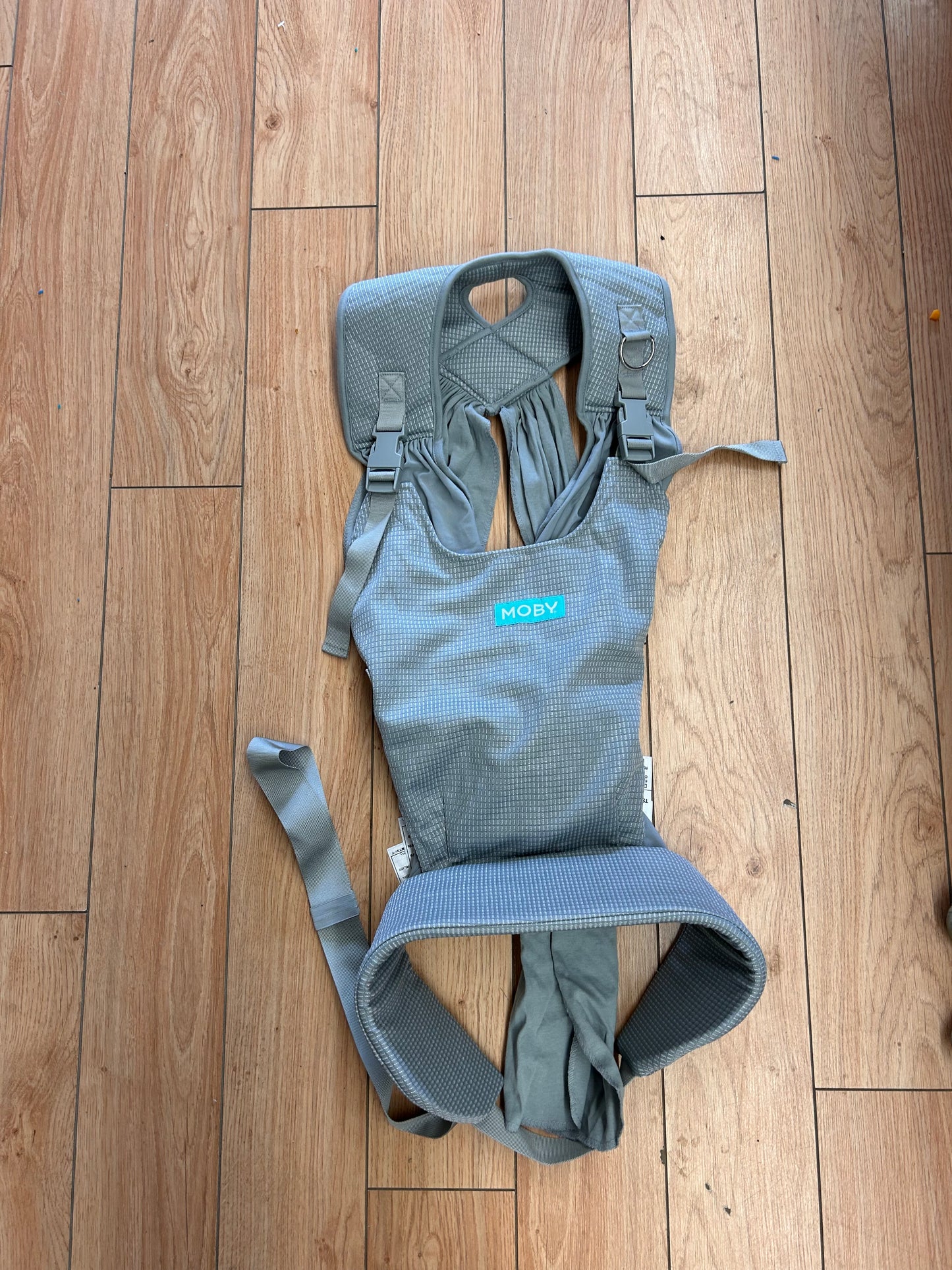 NEW Moby cloud hybrid grey infant carrier