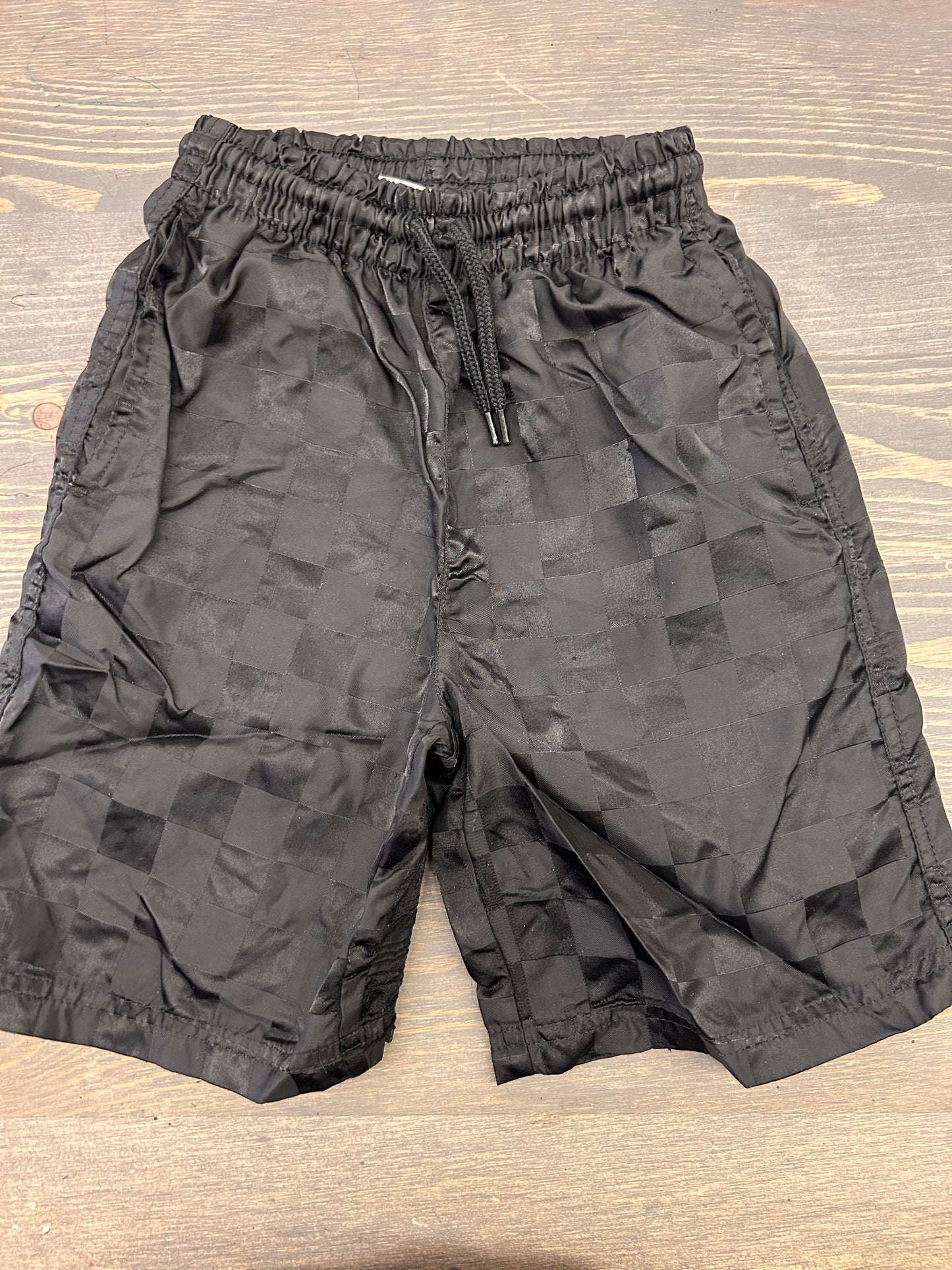 Athletic works 6 black checkered shorts