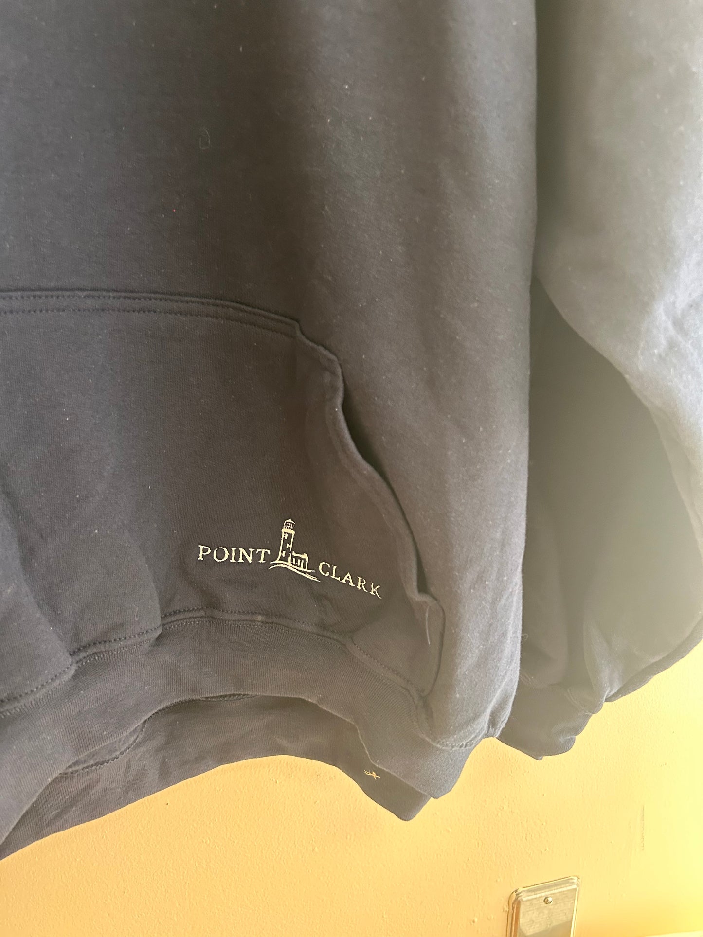 Adult Xxl point Clark pocket hoodie