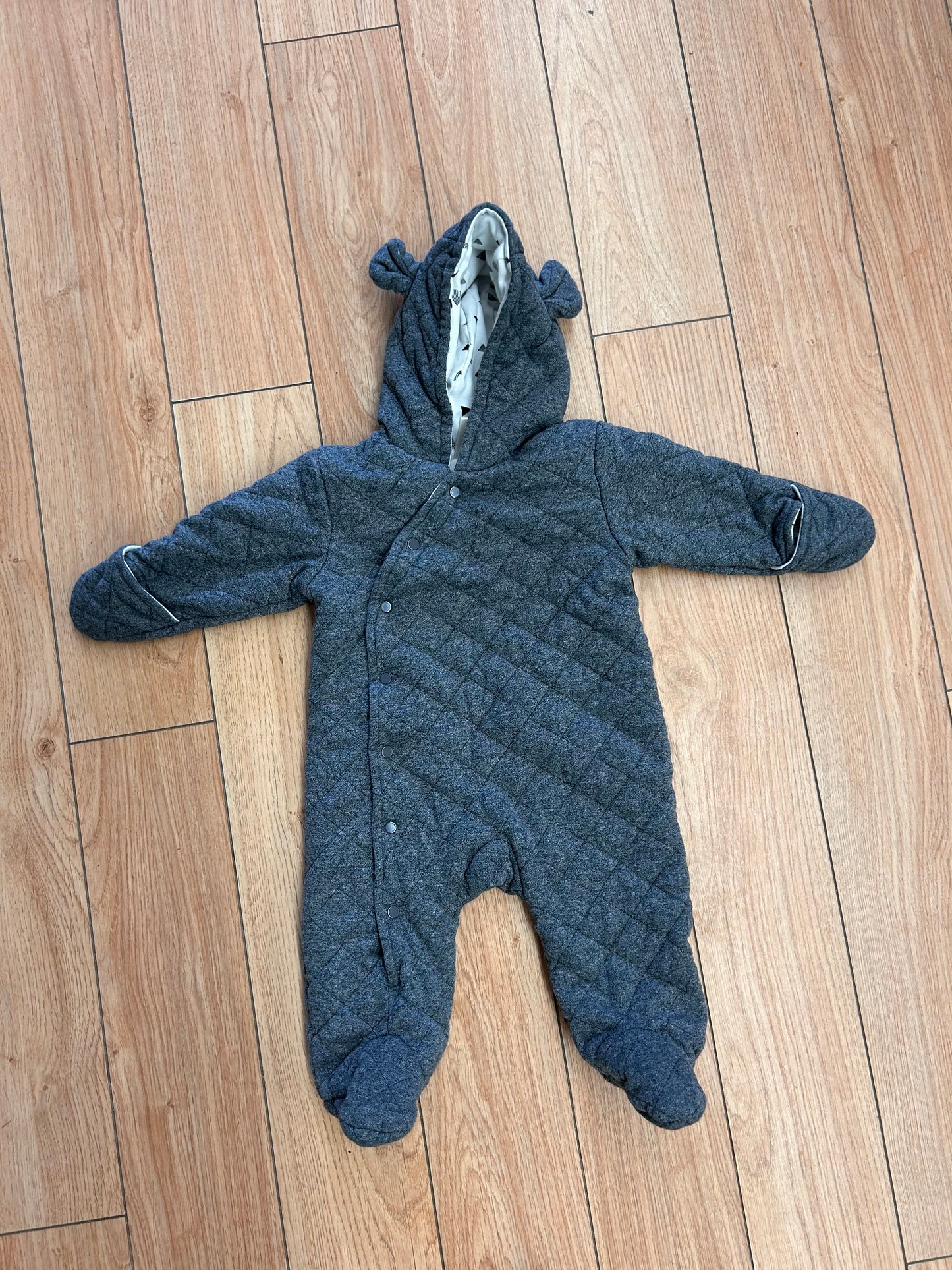 First wish 6/9m dark grey bunting suit