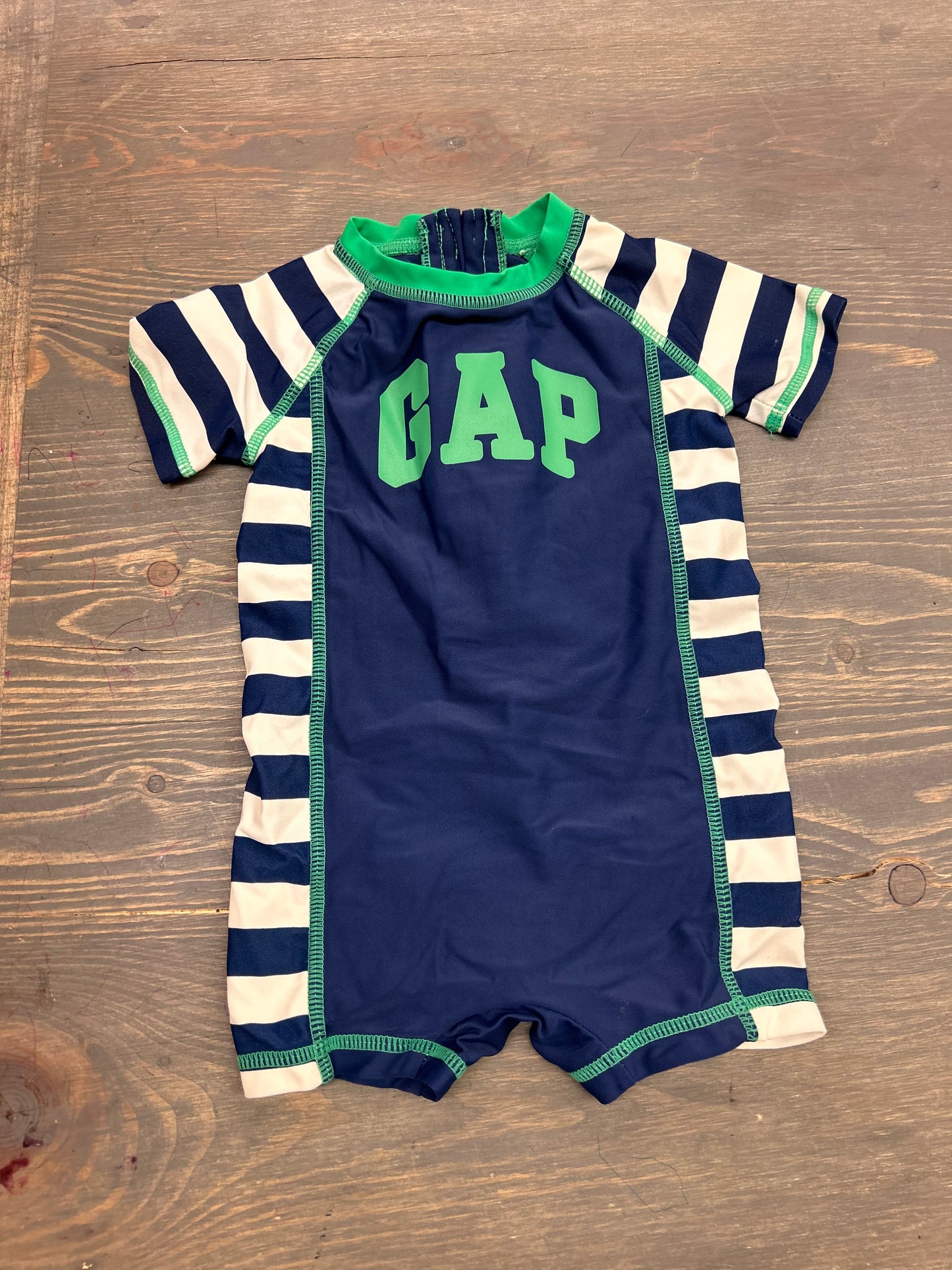 Gap 3/6m rash guard swimsuit