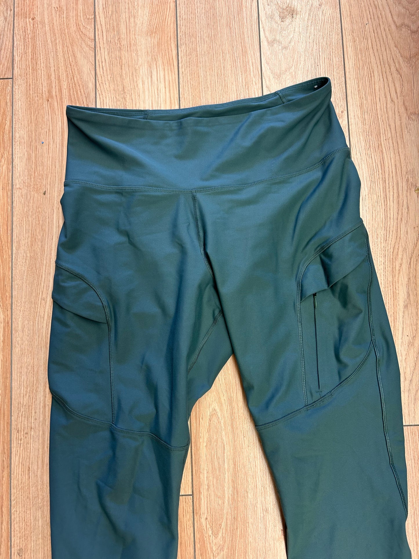 Old navy xl olive green athletic leggings