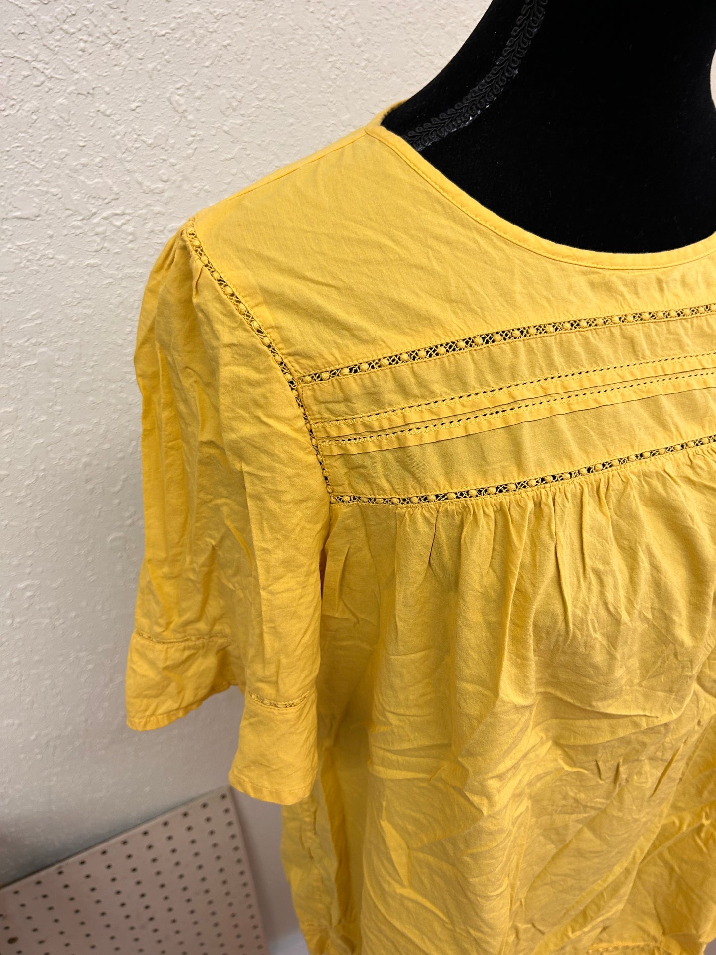 Old navy large yellow blouse