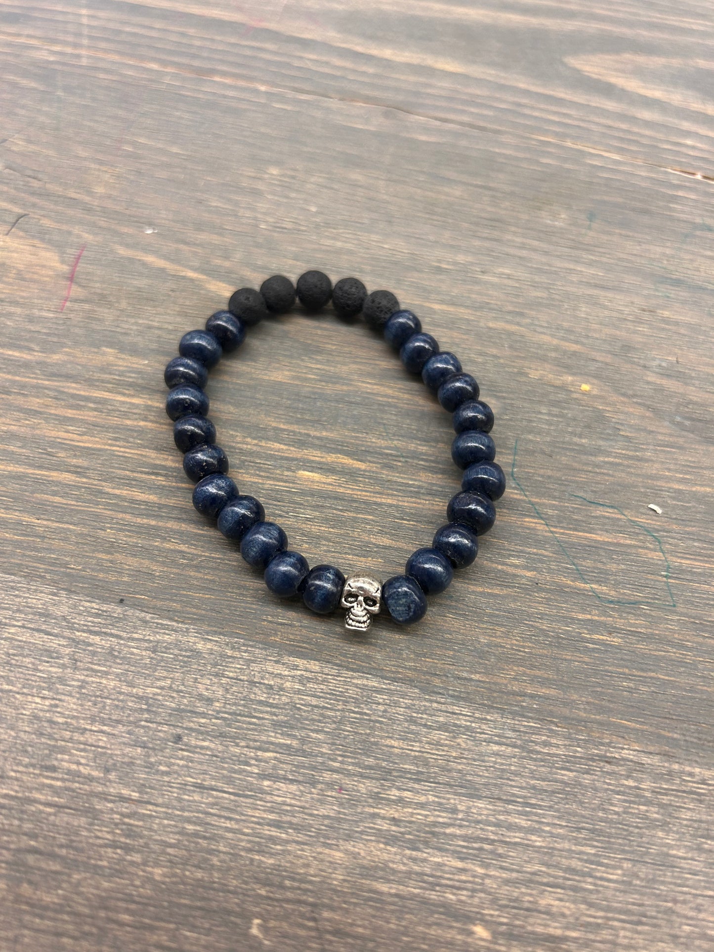 Blue skull beaded bracelet