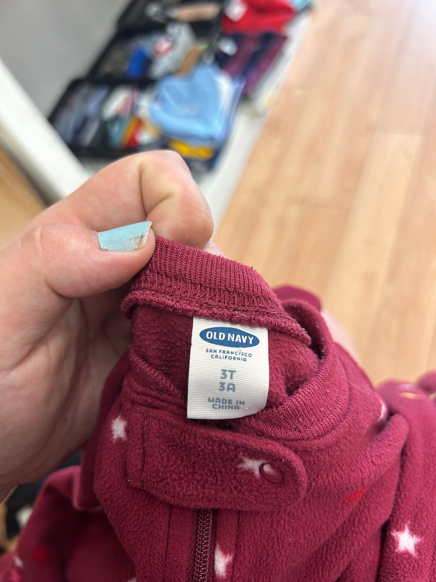 Old navy 3t burgundy star fleece sleeper