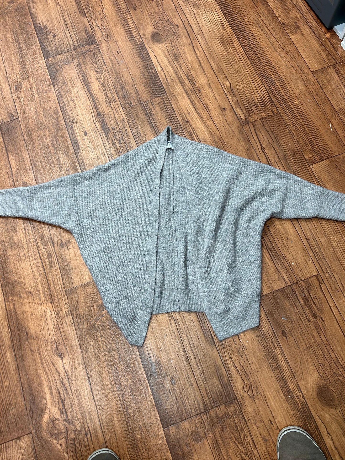 Old navy medium grey cardigan