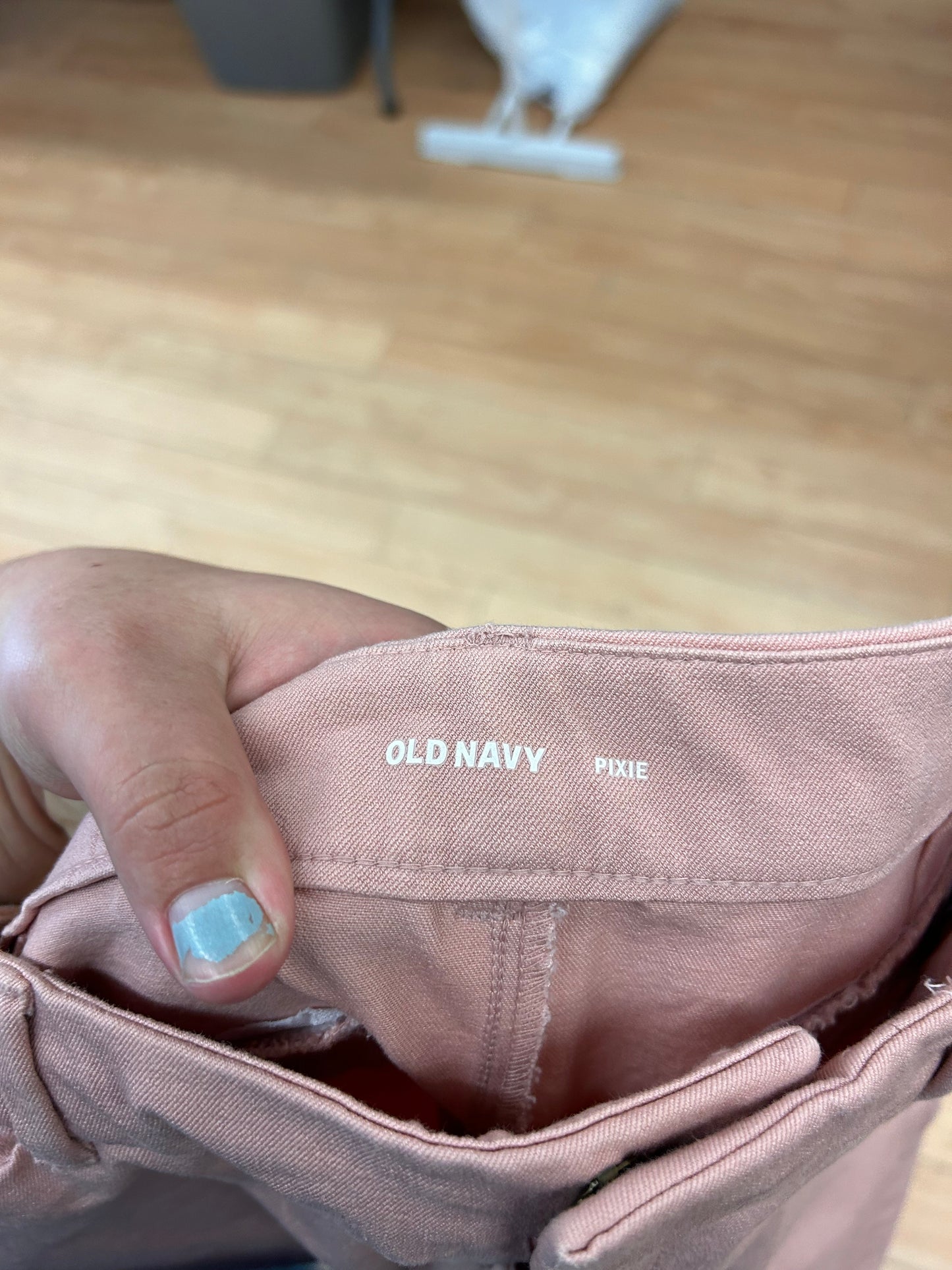 Old navy 10 light pink pixie jeans