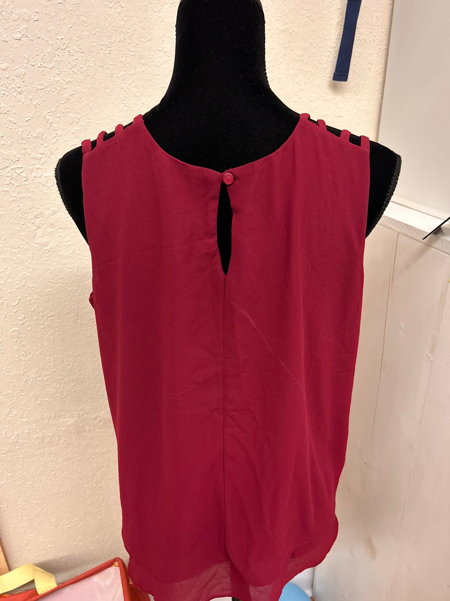 Faith & joy large red strapy sleeveless blouse