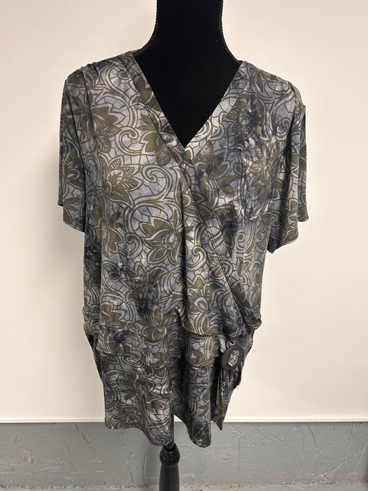 Encore 3x grey floral wrap blouse