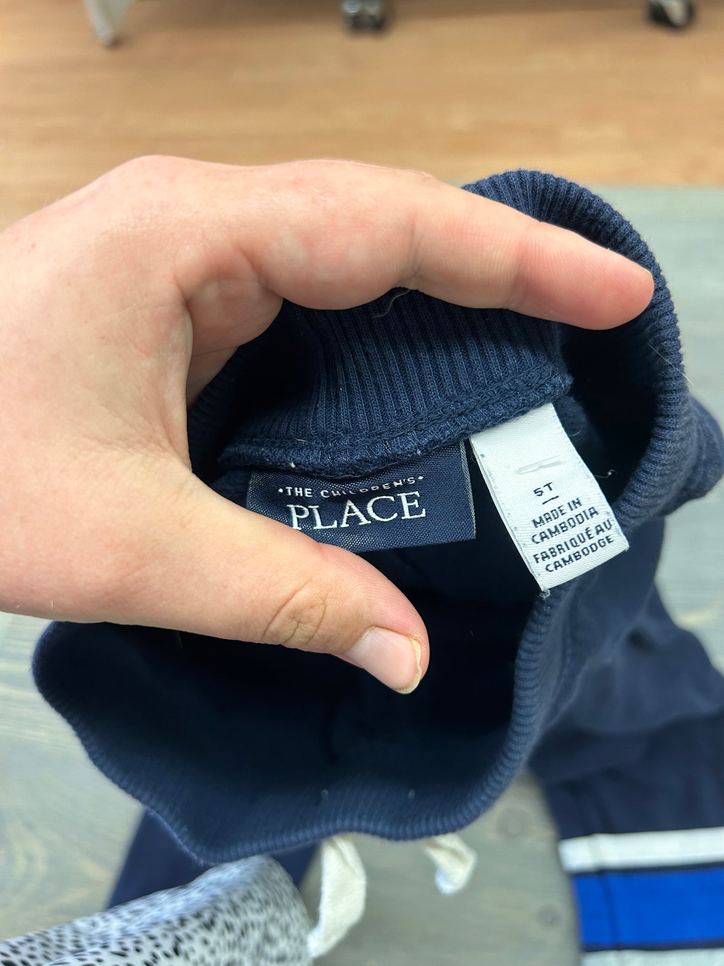 Children’s place 5t navy joggers