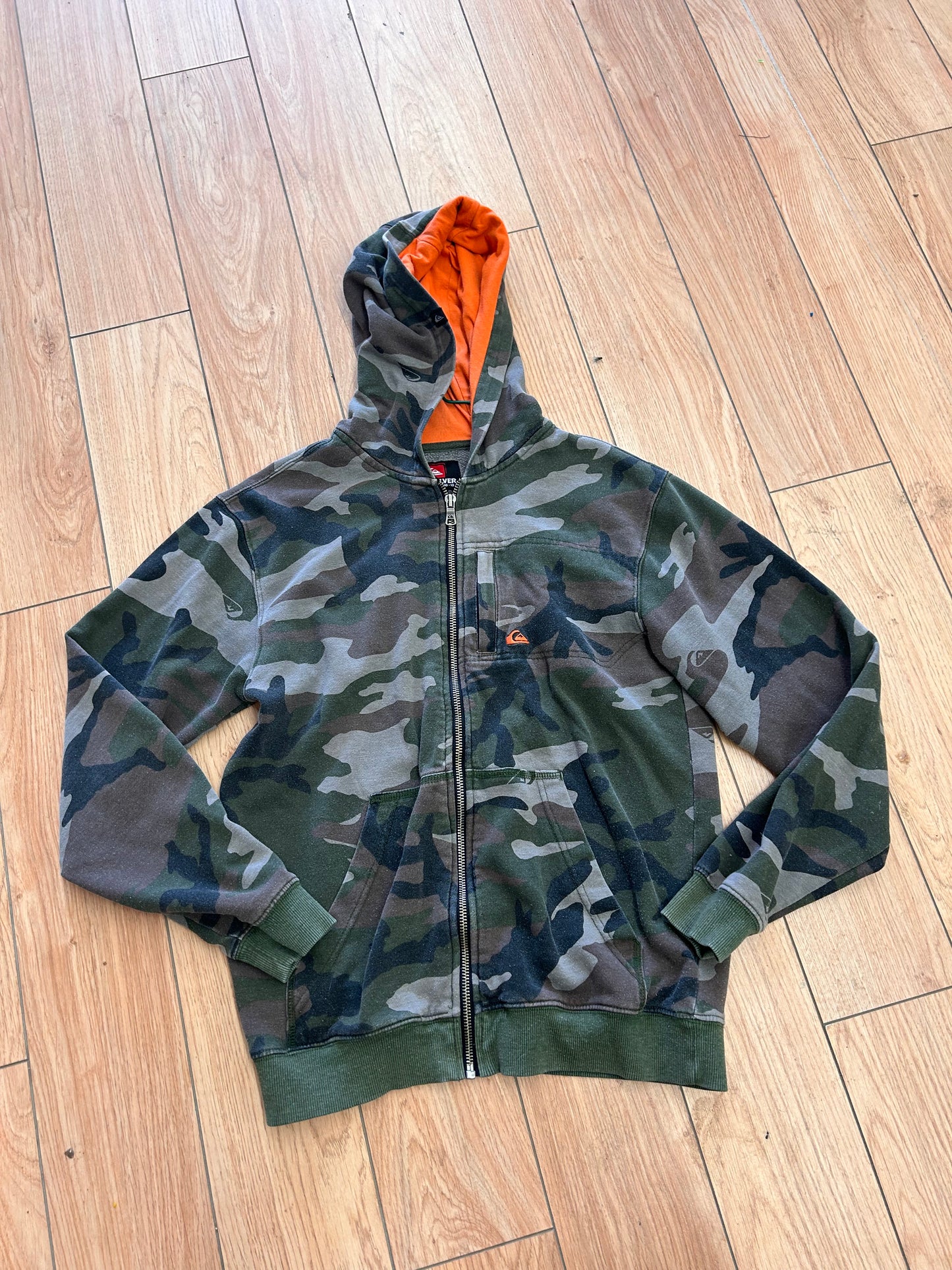 Quicksilver 16/18 camo hoodie