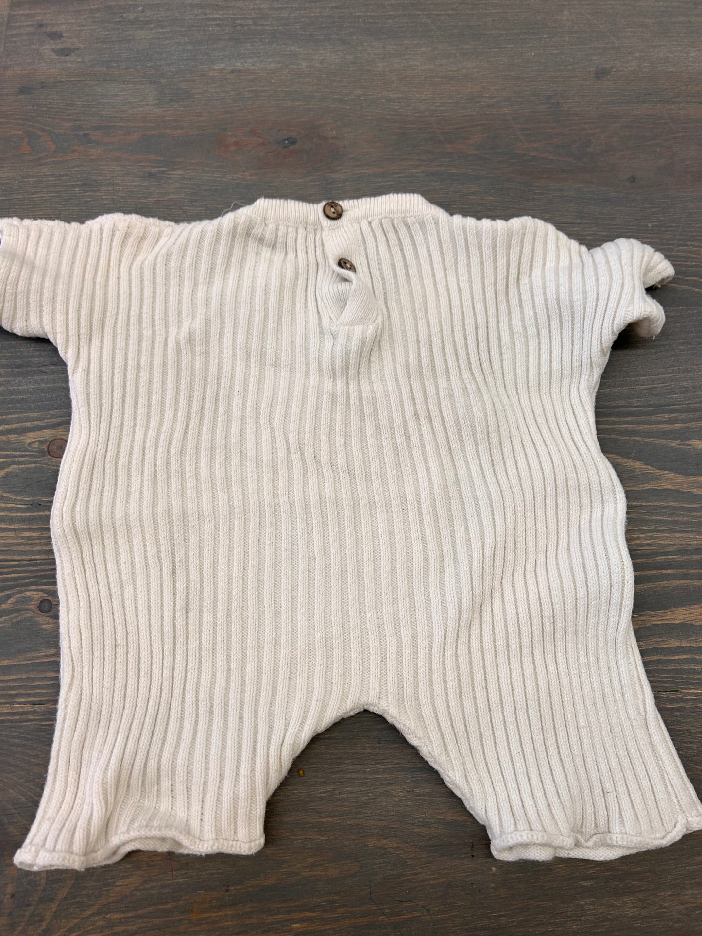 Oat 6/12 tan ribbed knit romper