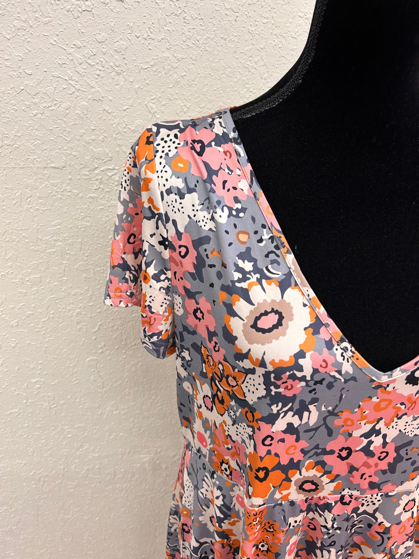 NEW noracora Xxl pink & orange floral dress