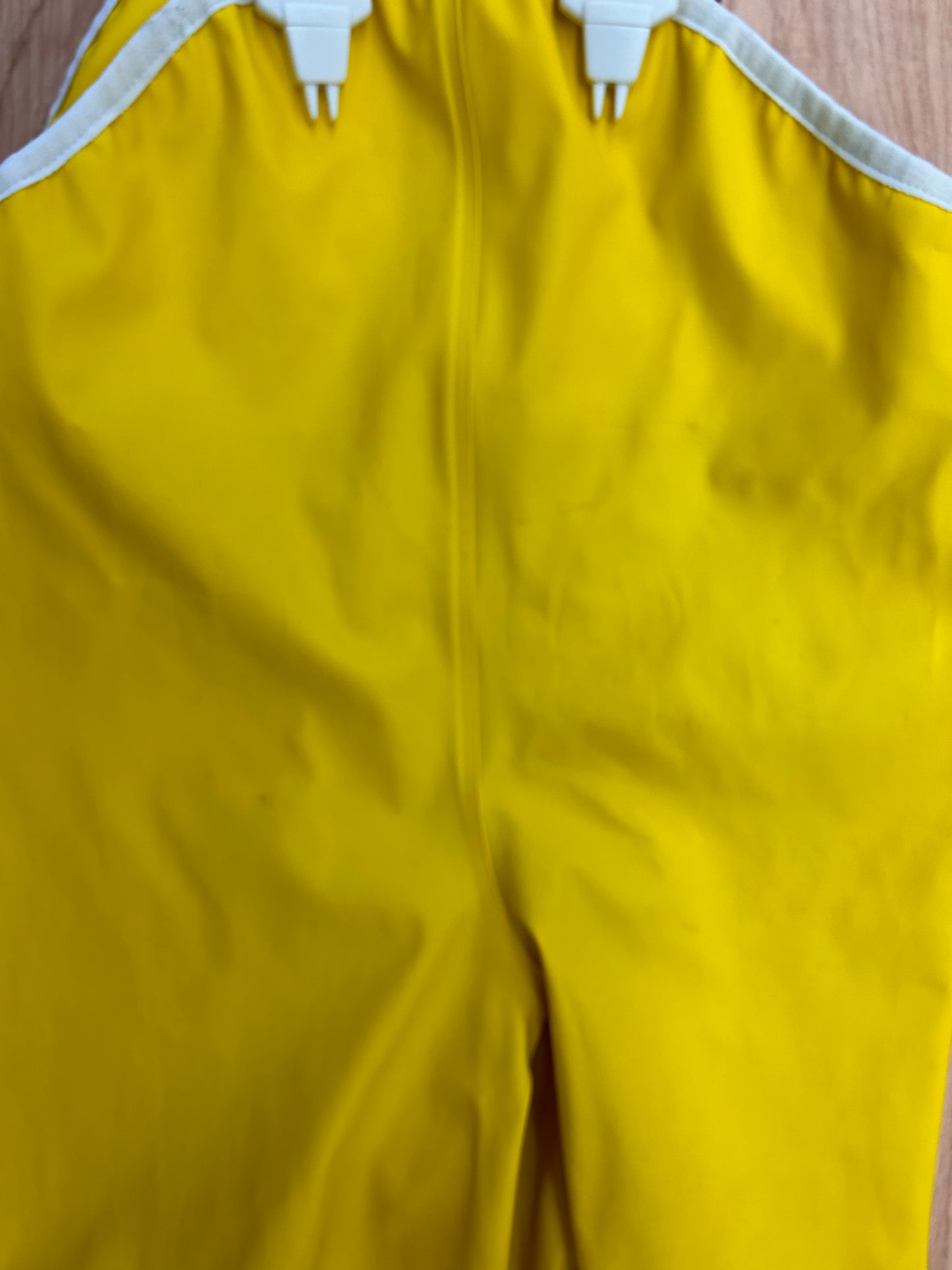 H&M 12/18m yellow splash bibs