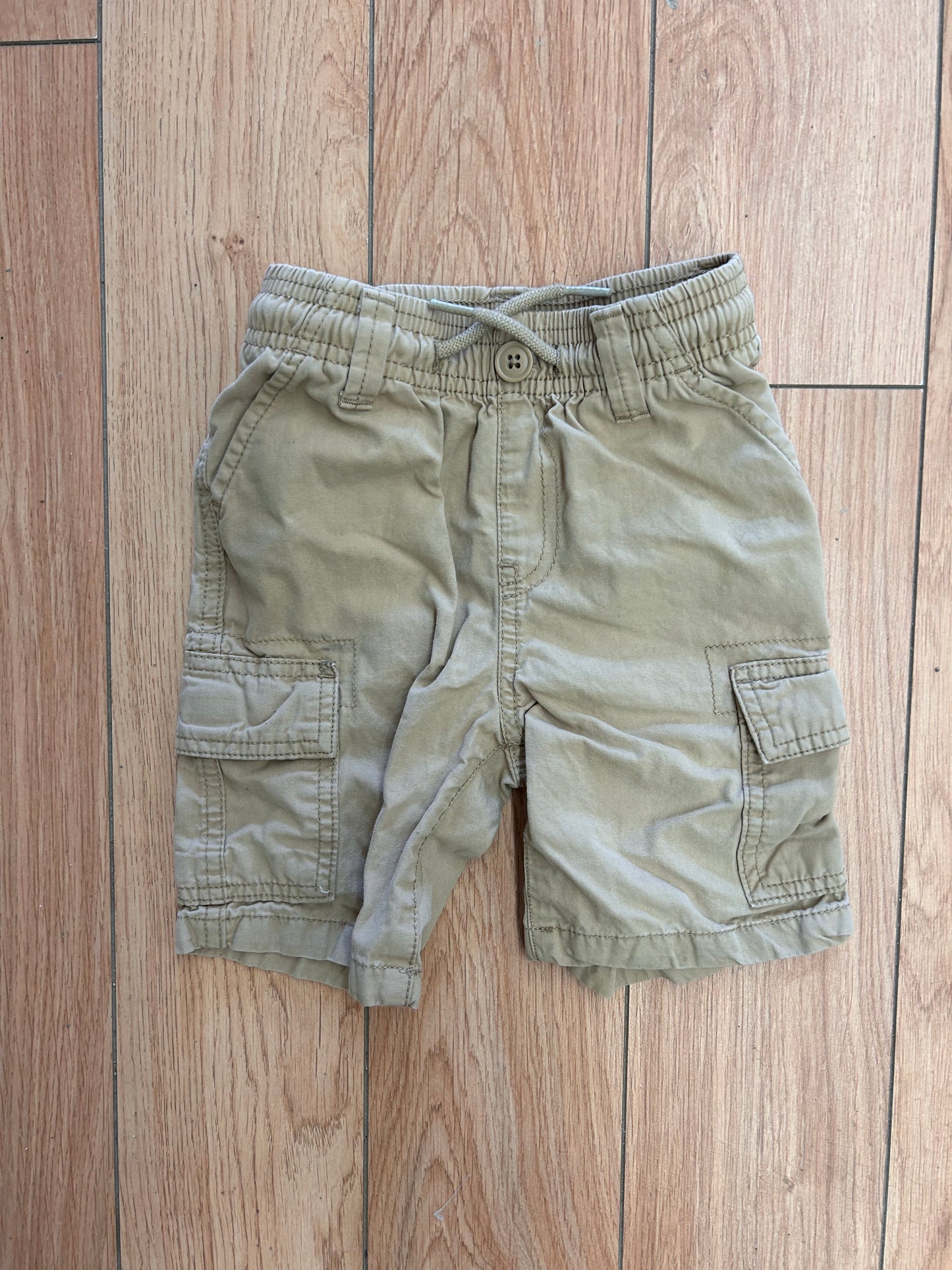 Children’s place 3t tan cargo shorts