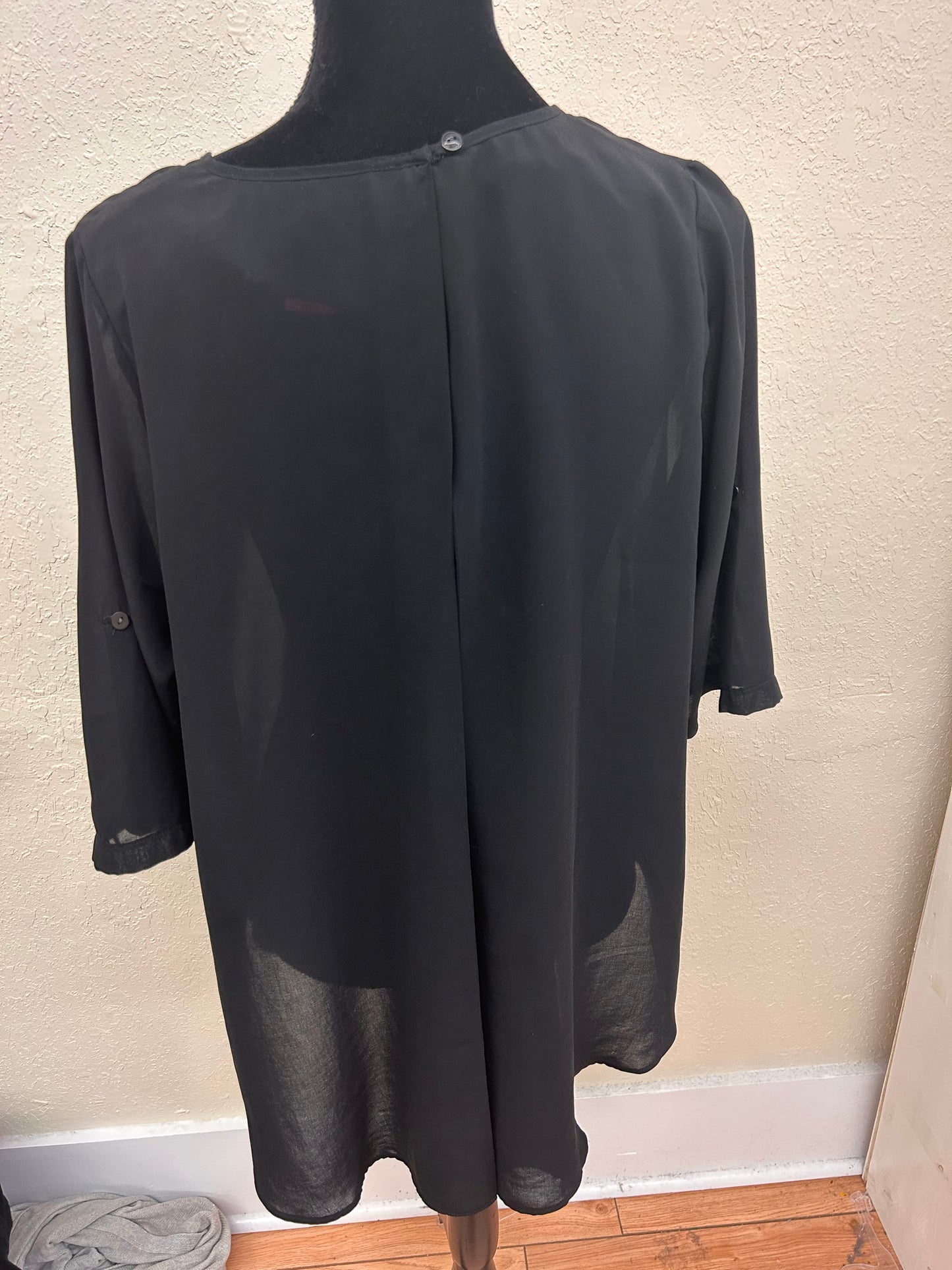 Alfred sung xl black sheer long sleeve top