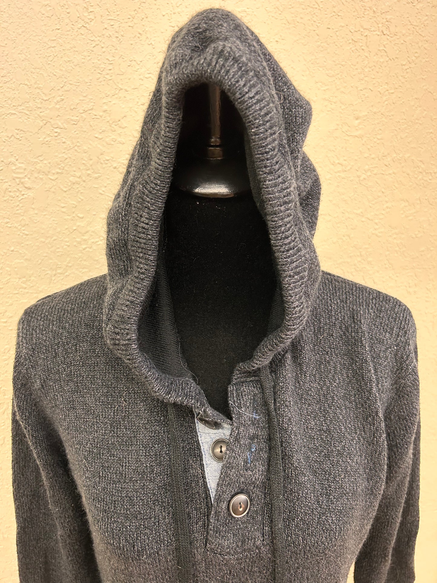 Amnesia small grey knit hoodie